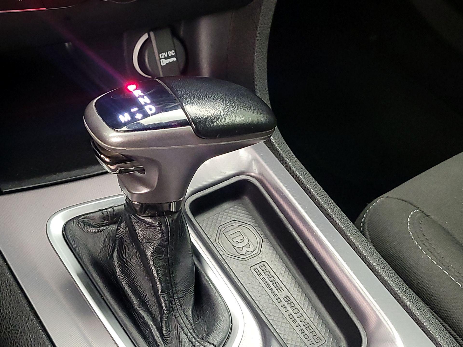 Thumbnail: 2020 Dodge Charger - 17