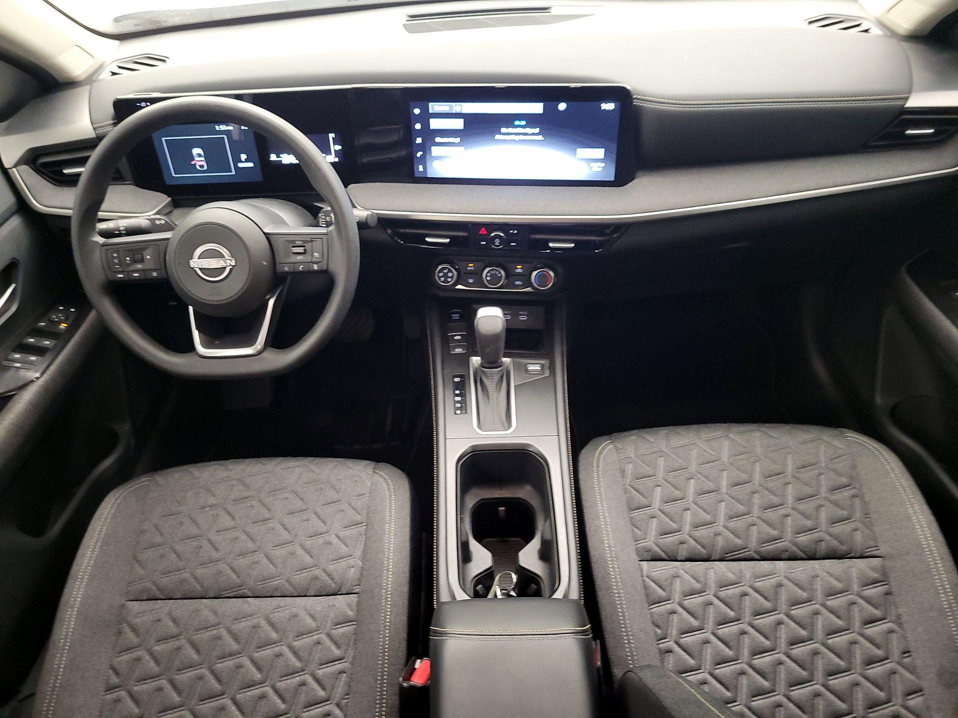 Thumbnail: 2025 Nissan Kicks - 8