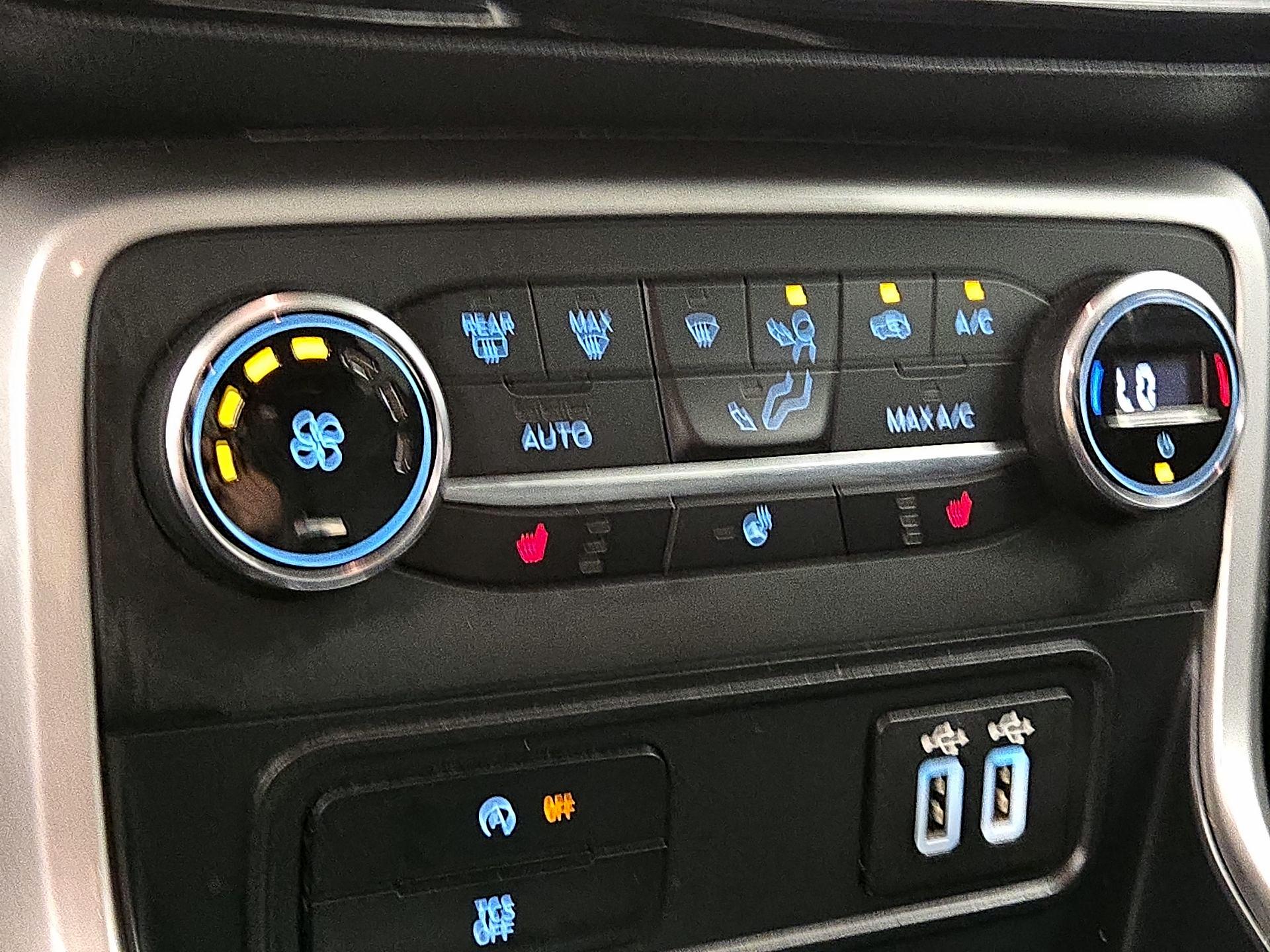 Thumbnail: 2021 Ford EcoSport - 17