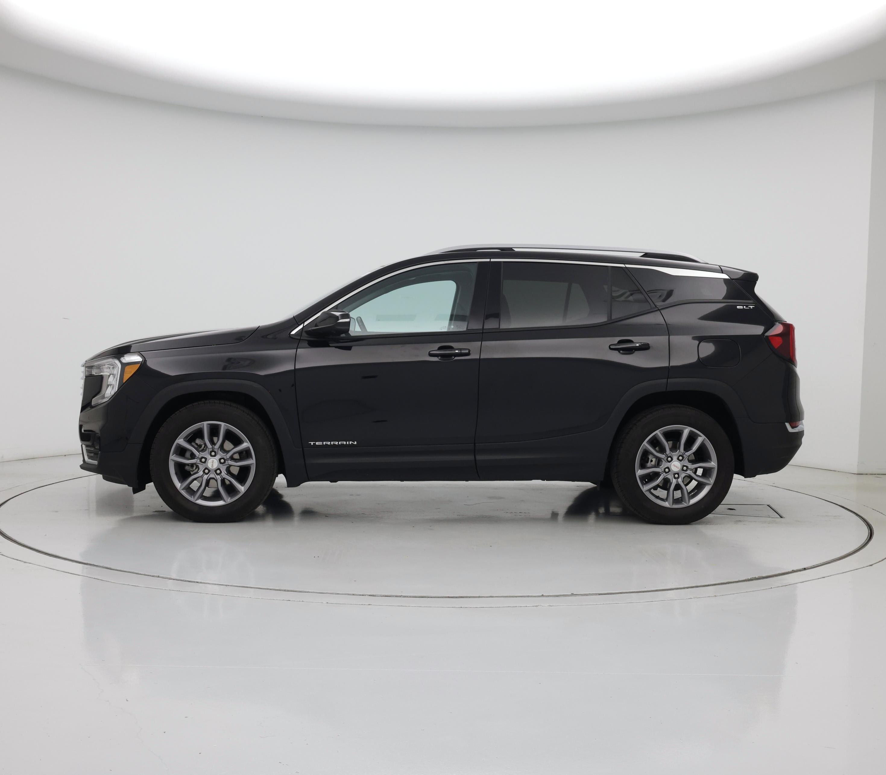 Thumbnail: 2022 GMC Terrain - 3