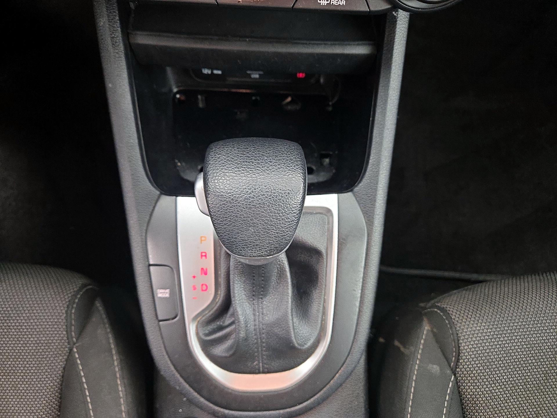 Thumbnail: 2024 Kia Forte - 17