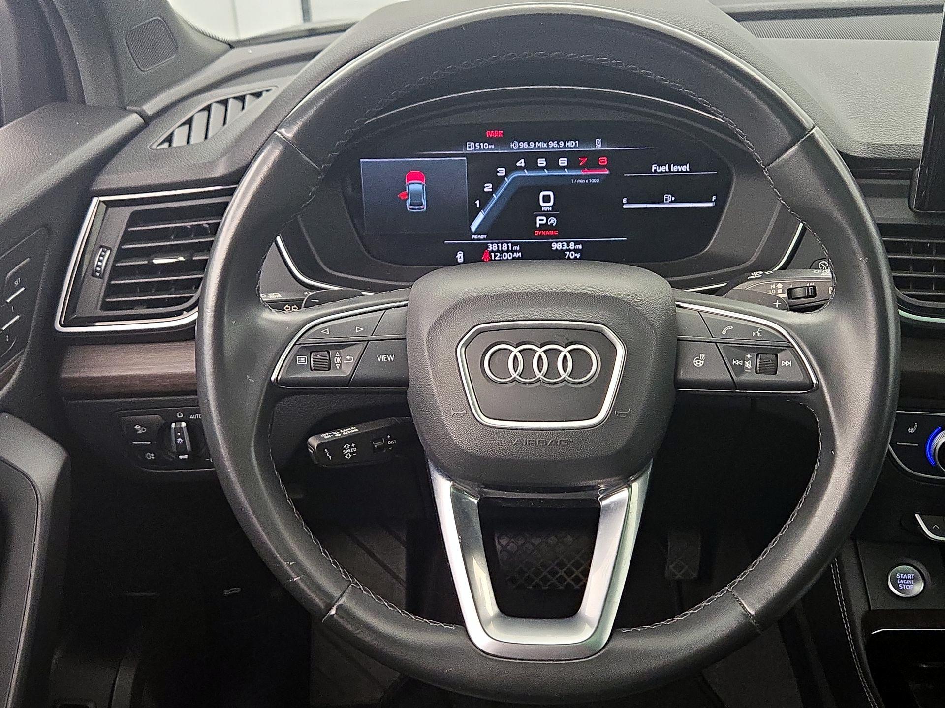Thumbnail: 2023 Audi Q5 - 10