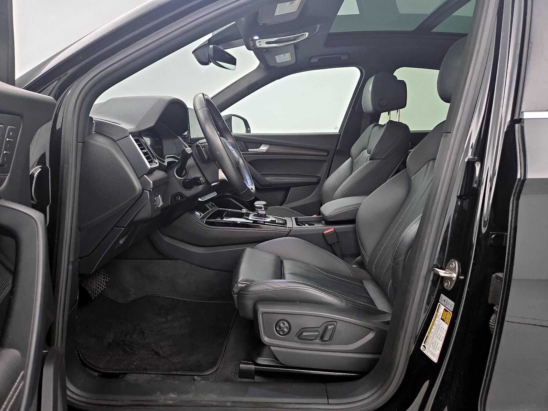 Thumbnail: 2023 Audi Q5 - 11