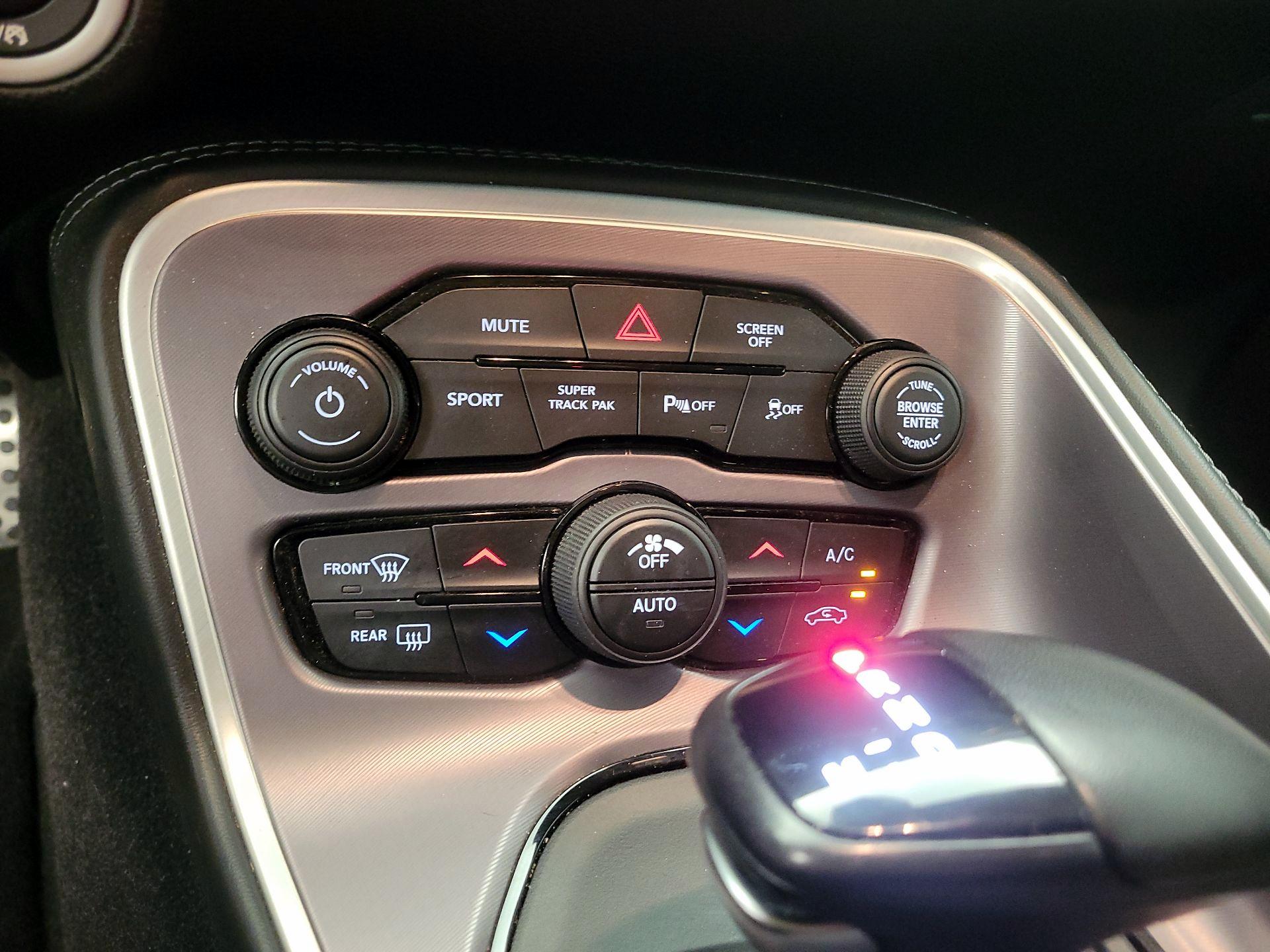 Thumbnail: 2022 Dodge Challenger - 17