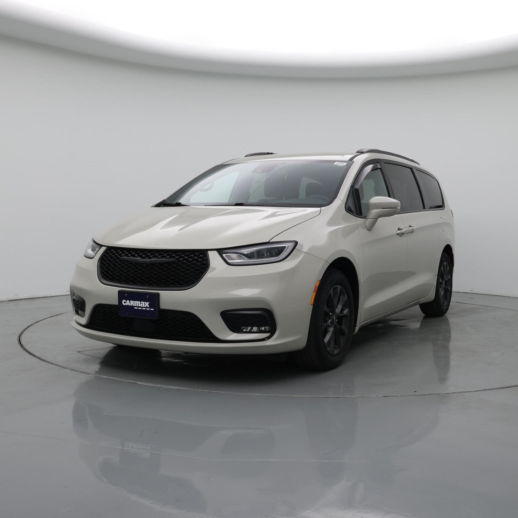 Thumbnail: 2021 Chrysler Pacifica - 4