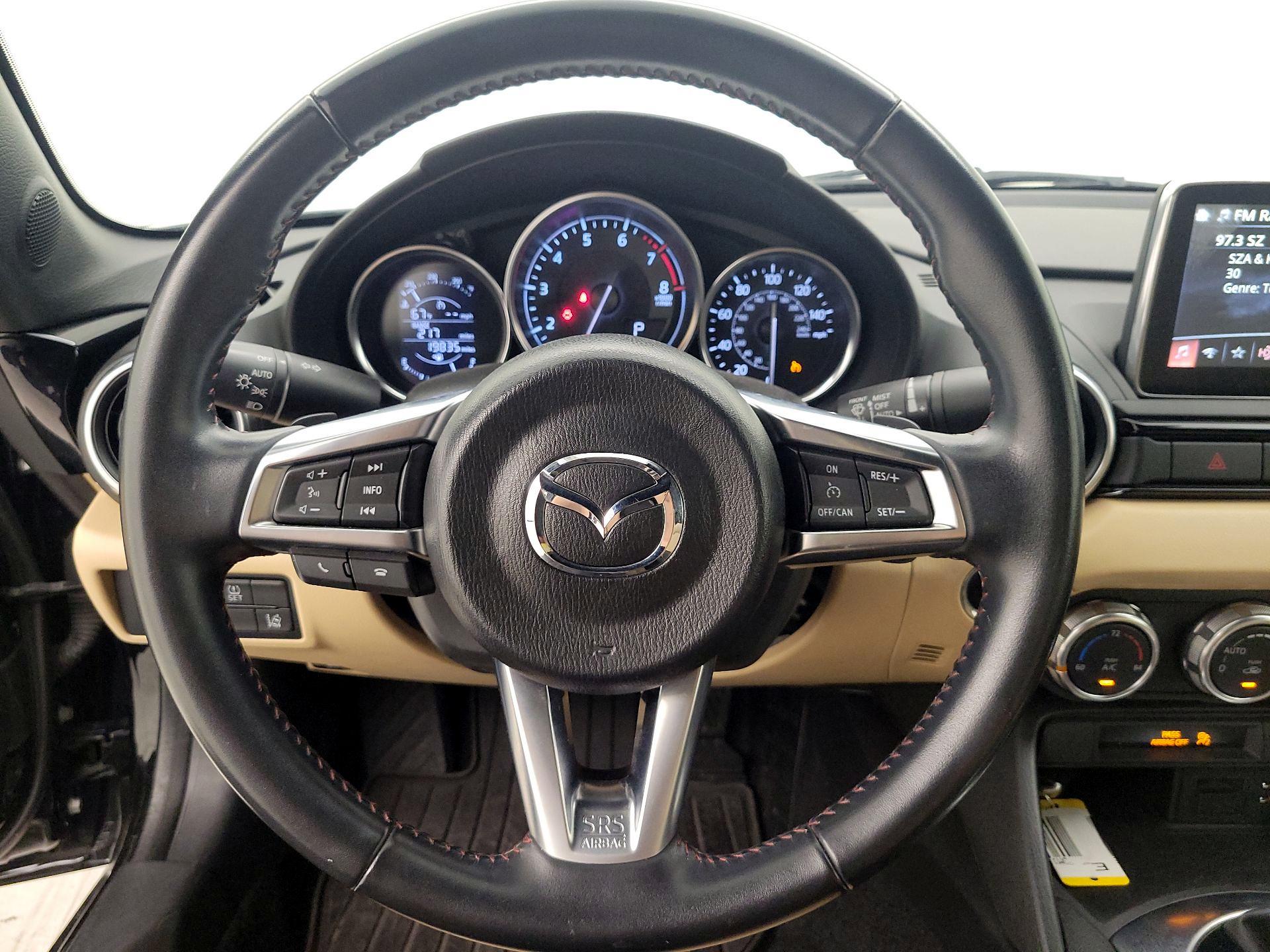 Thumbnail: 2016 Mazda MX-5 Miata - 10