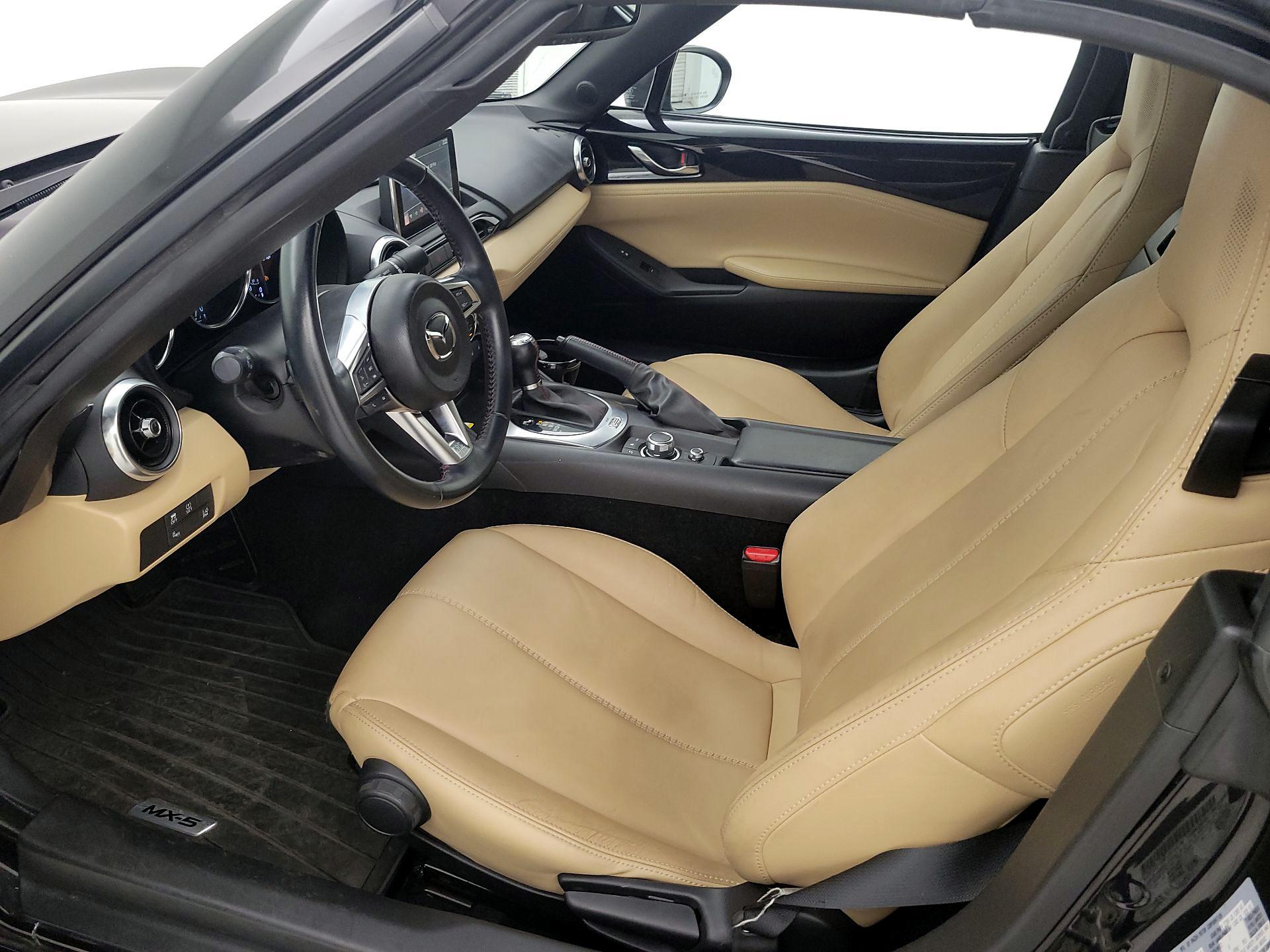 Thumbnail: 2016 Mazda MX-5 Miata - 11