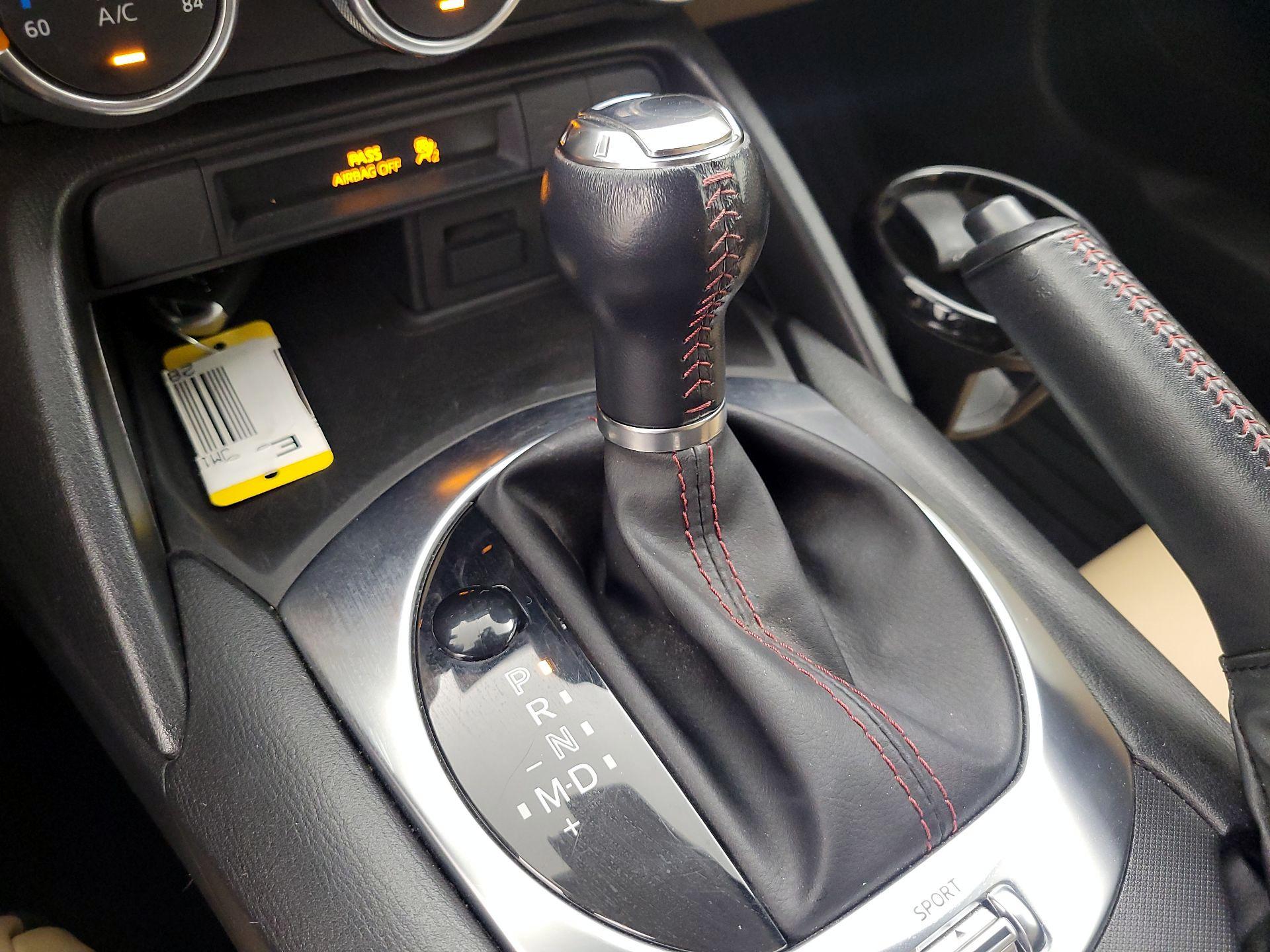 Thumbnail: 2016 Mazda MX-5 Miata - 16