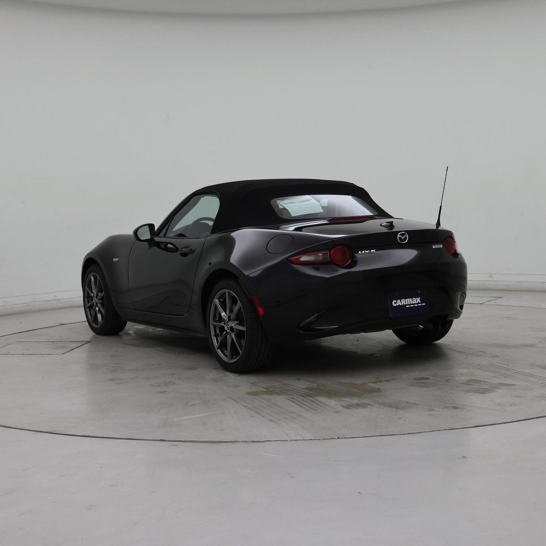 Thumbnail: 2016 Mazda MX-5 Miata - 2