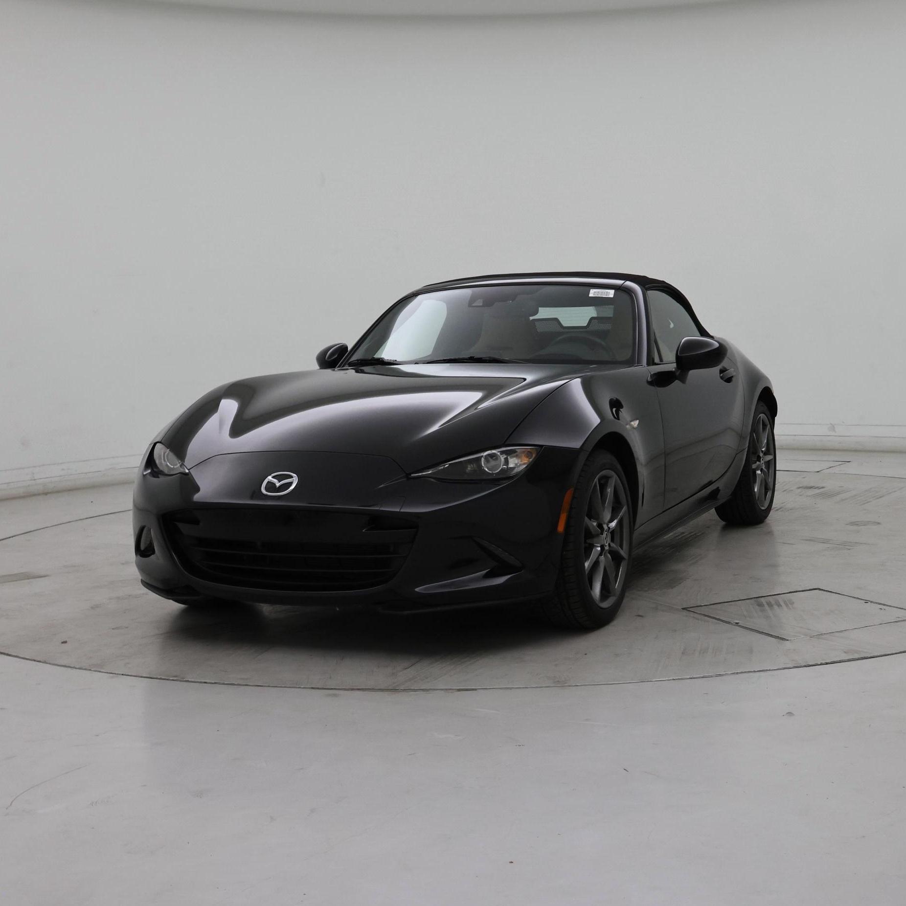 Thumbnail: 2016 Mazda MX-5 Miata - 4