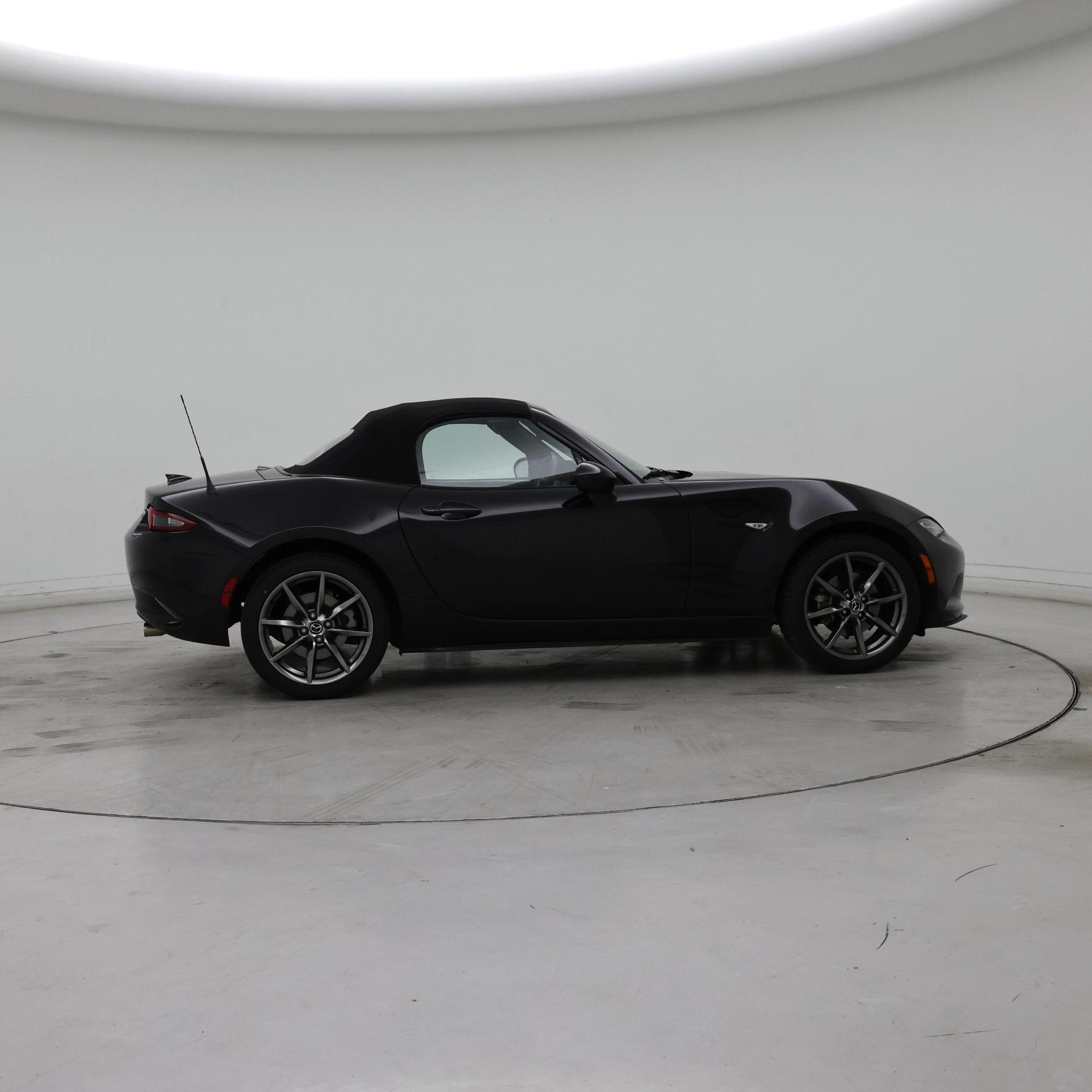 Thumbnail: 2016 Mazda MX-5 Miata - 7