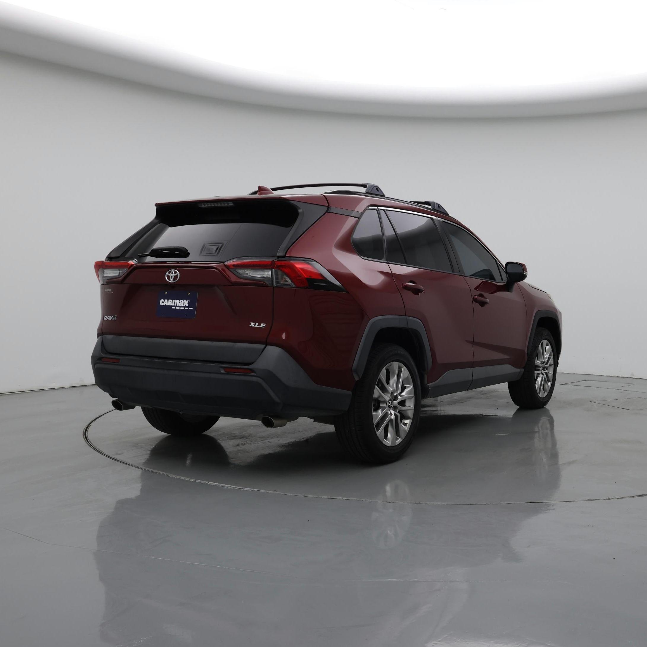 Thumbnail: 2019 Toyota RAV4 - 8