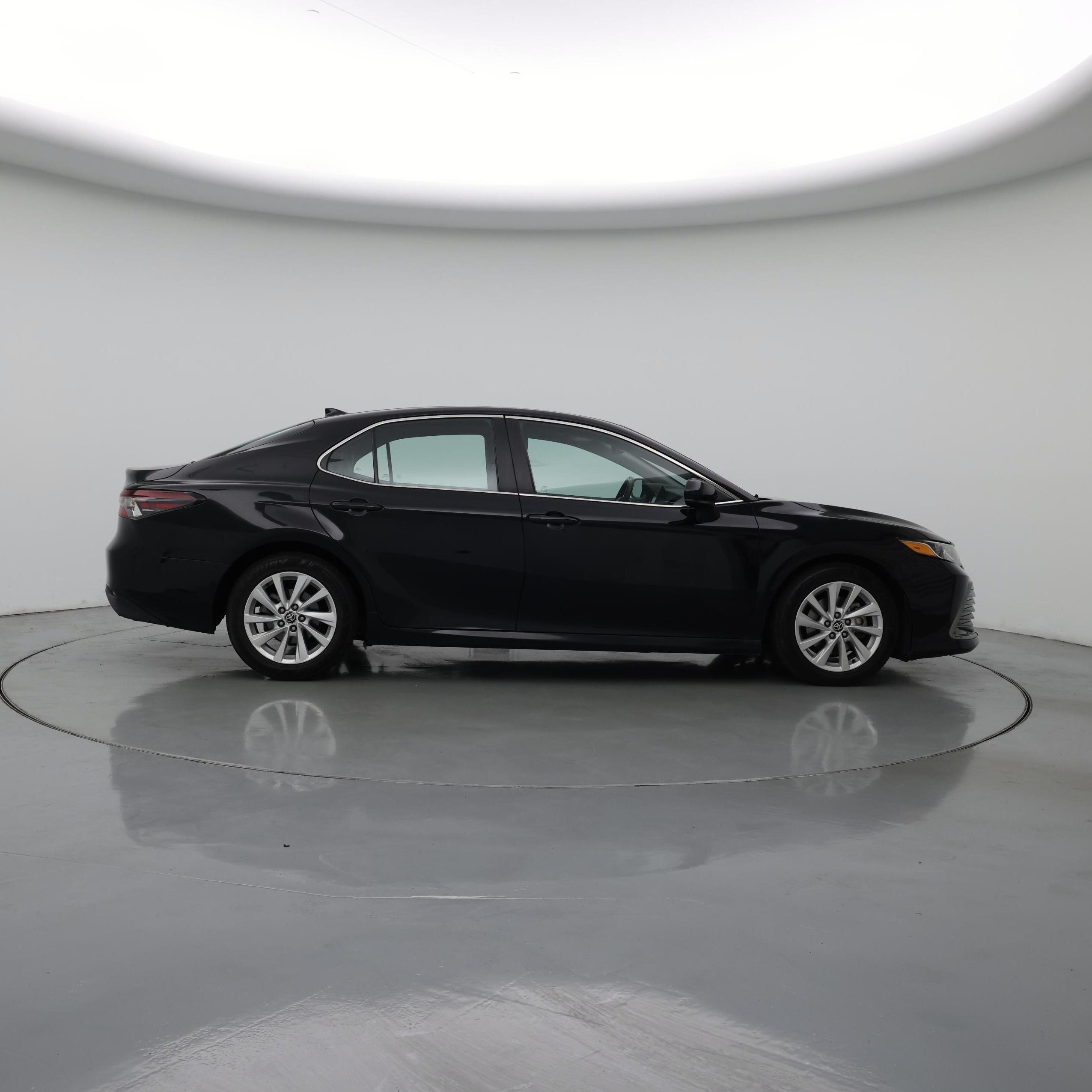 Thumbnail: 2022 Toyota Camry - 7