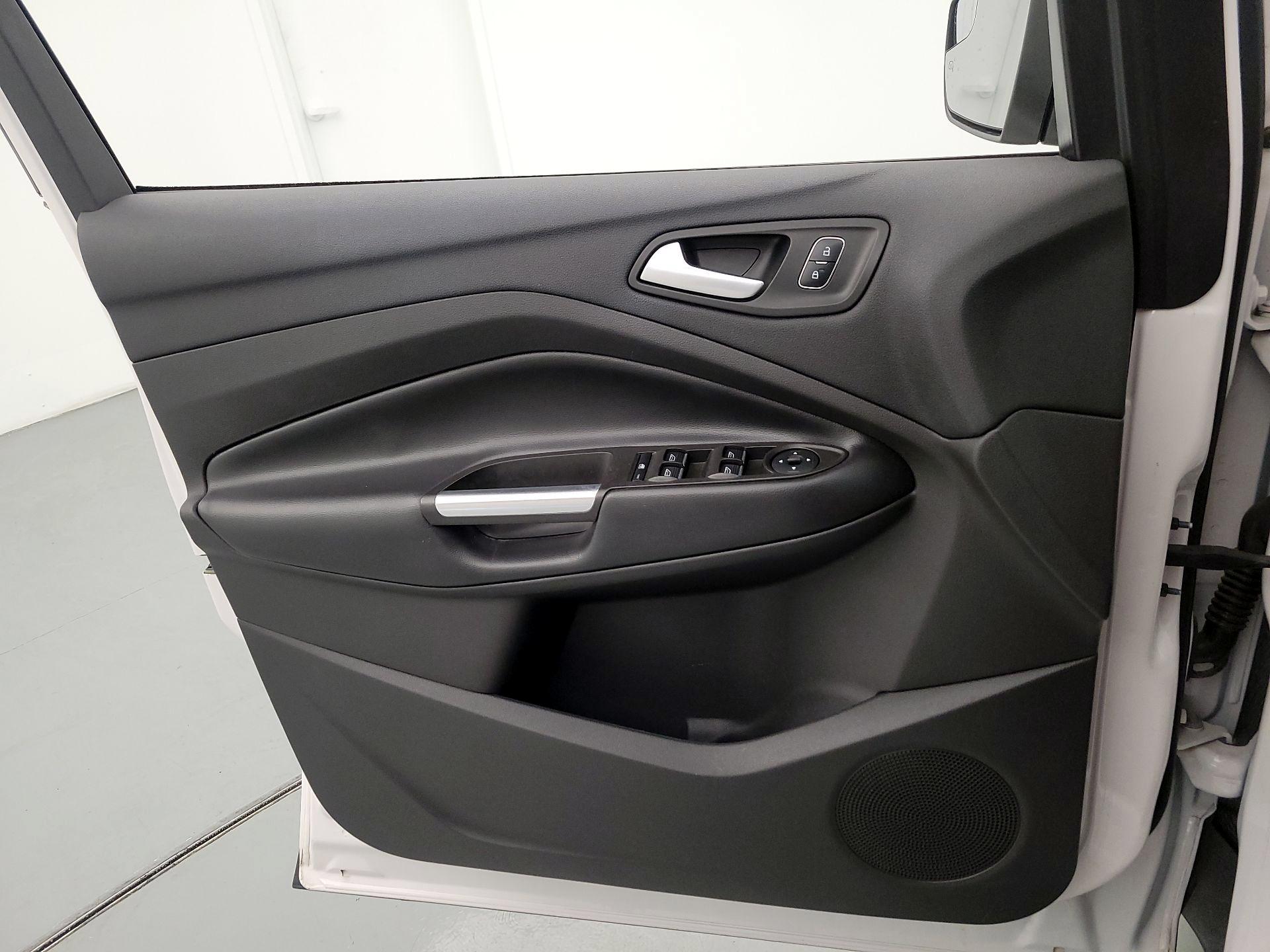 Thumbnail: 2019 Ford Escape - 12