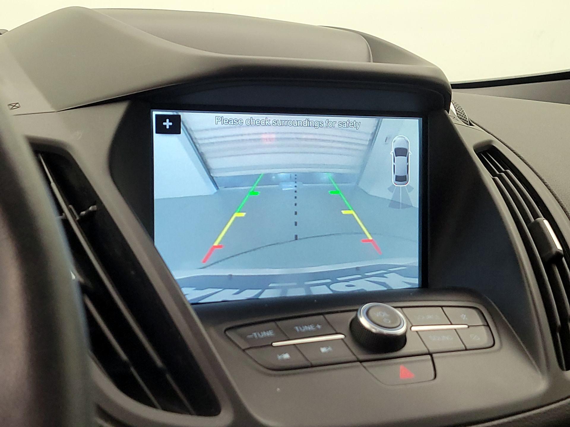 Thumbnail: 2019 Ford Escape - 14