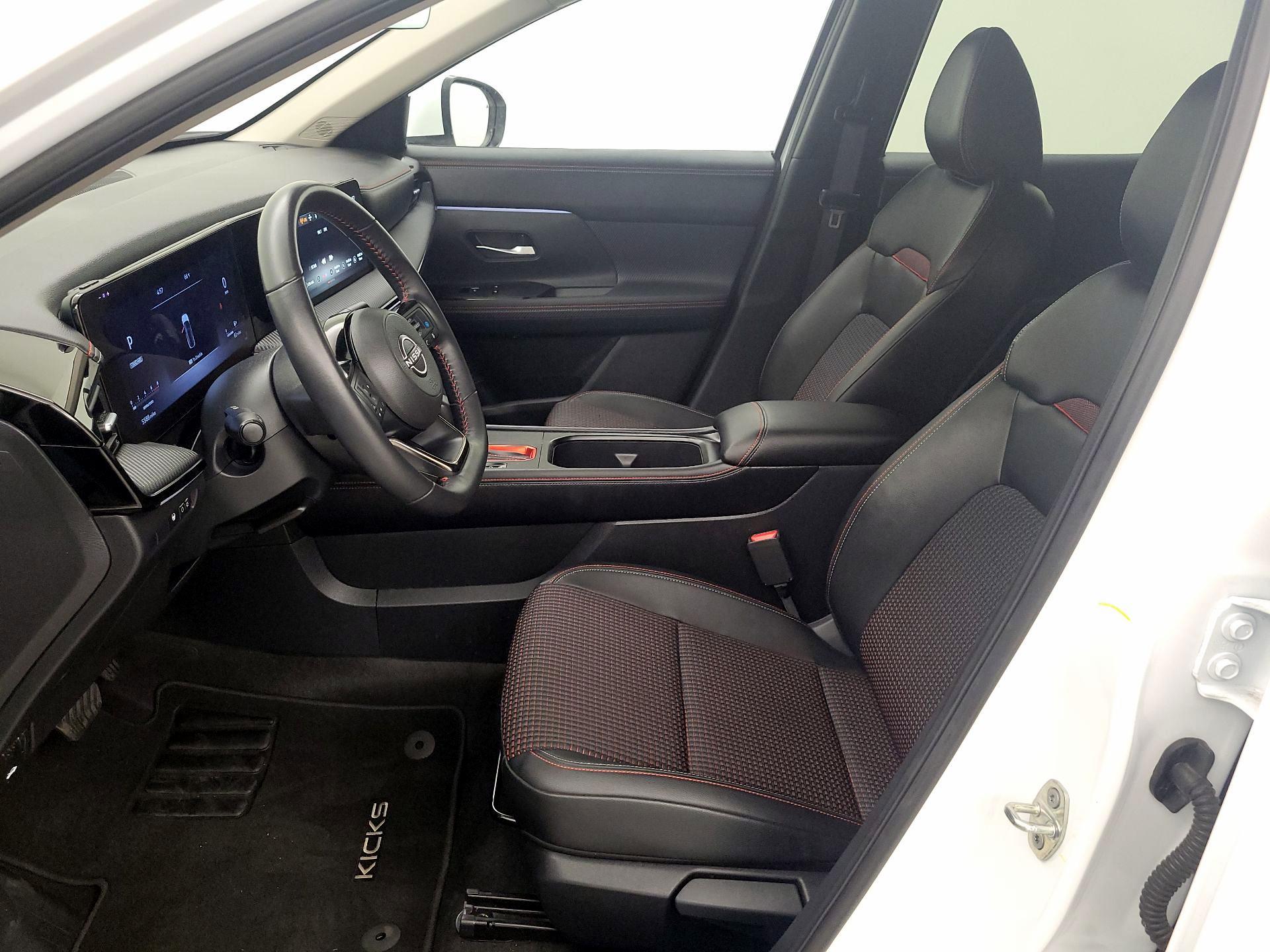 Thumbnail: 2025 Nissan Kicks - 11