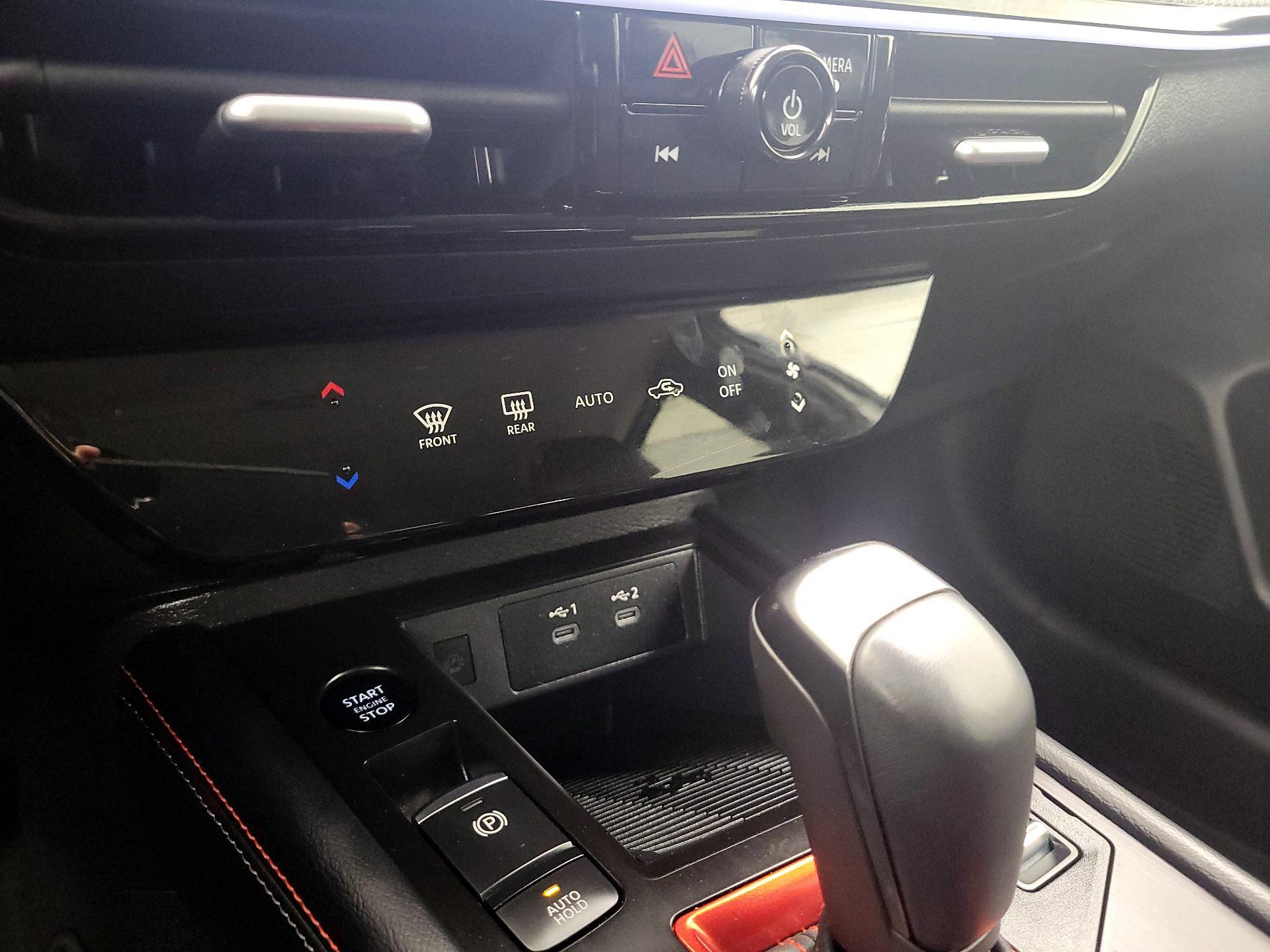 Thumbnail: 2025 Nissan Kicks - 16