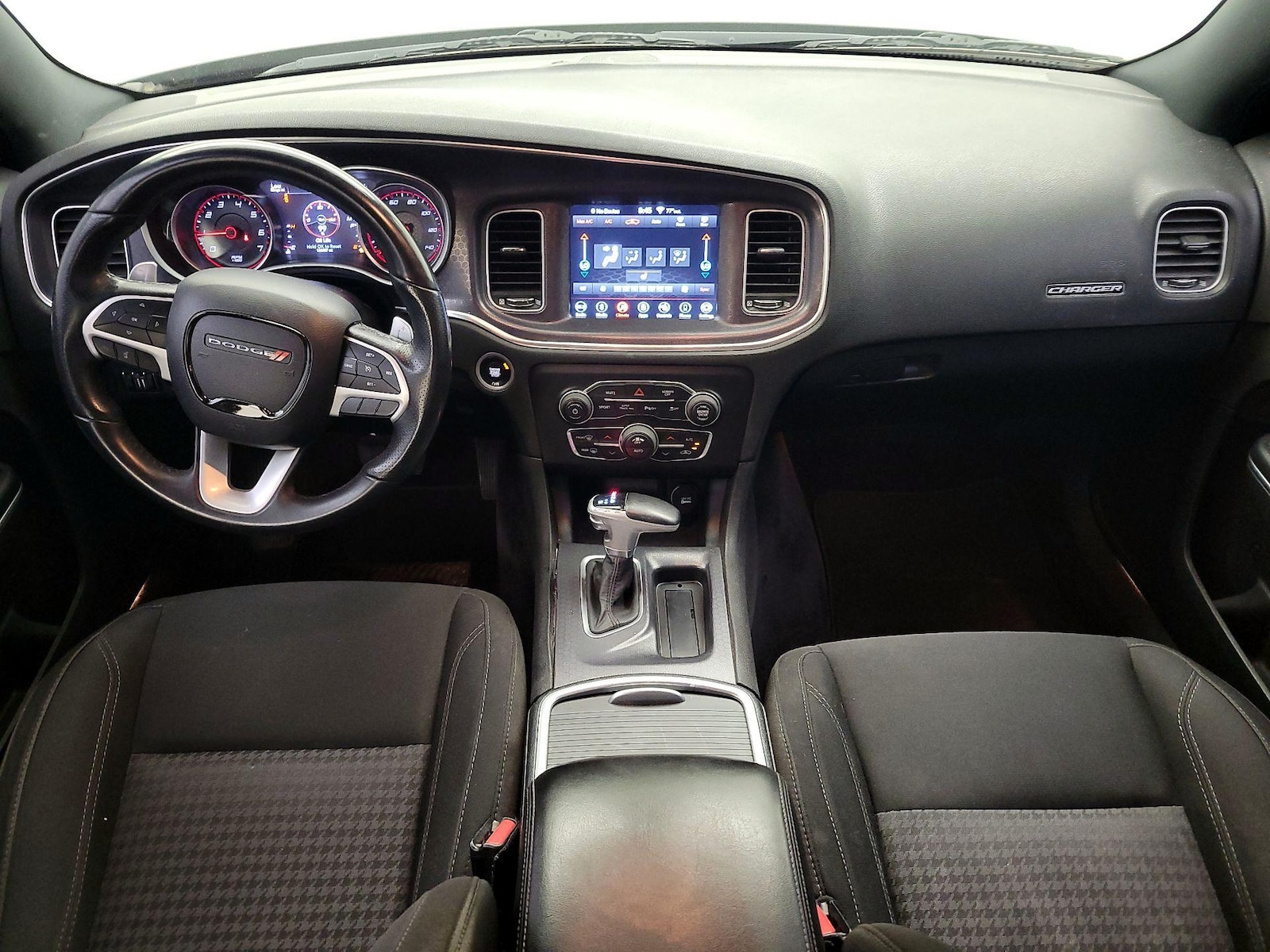 2018 Dodge Charger GT - Photo 10