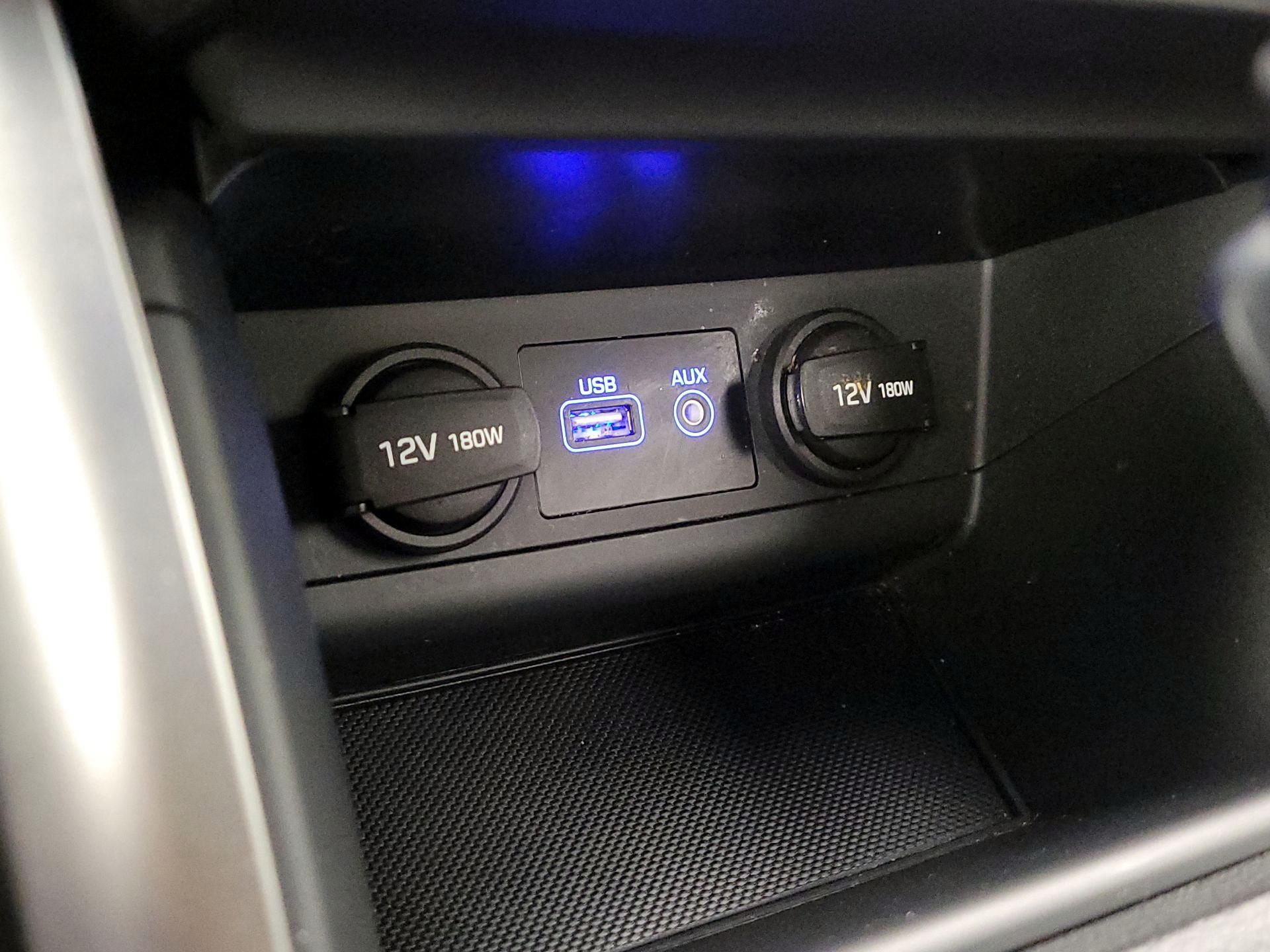 Thumbnail: 2015 Hyundai Sonata - 19