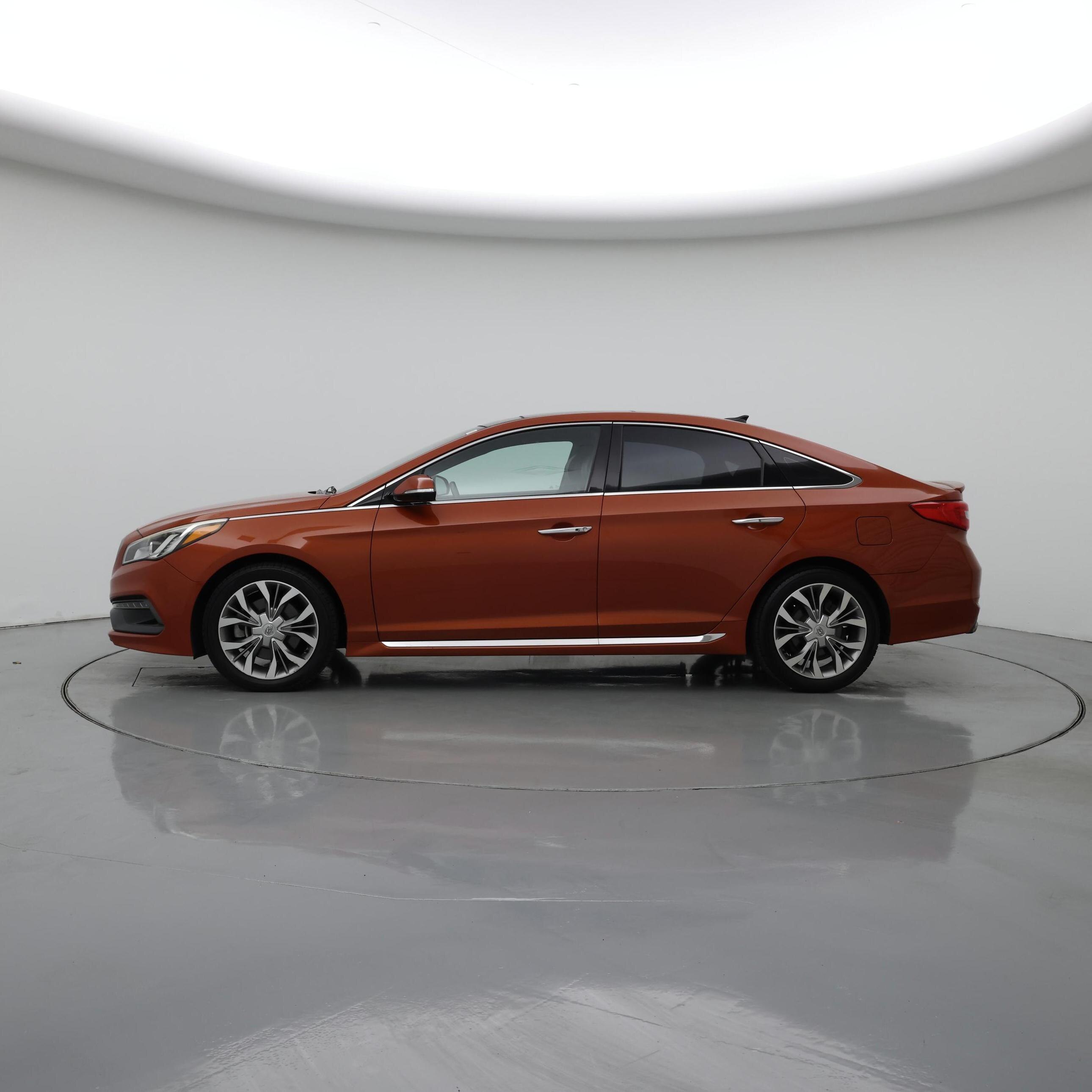 Thumbnail: 2015 Hyundai Sonata - 3