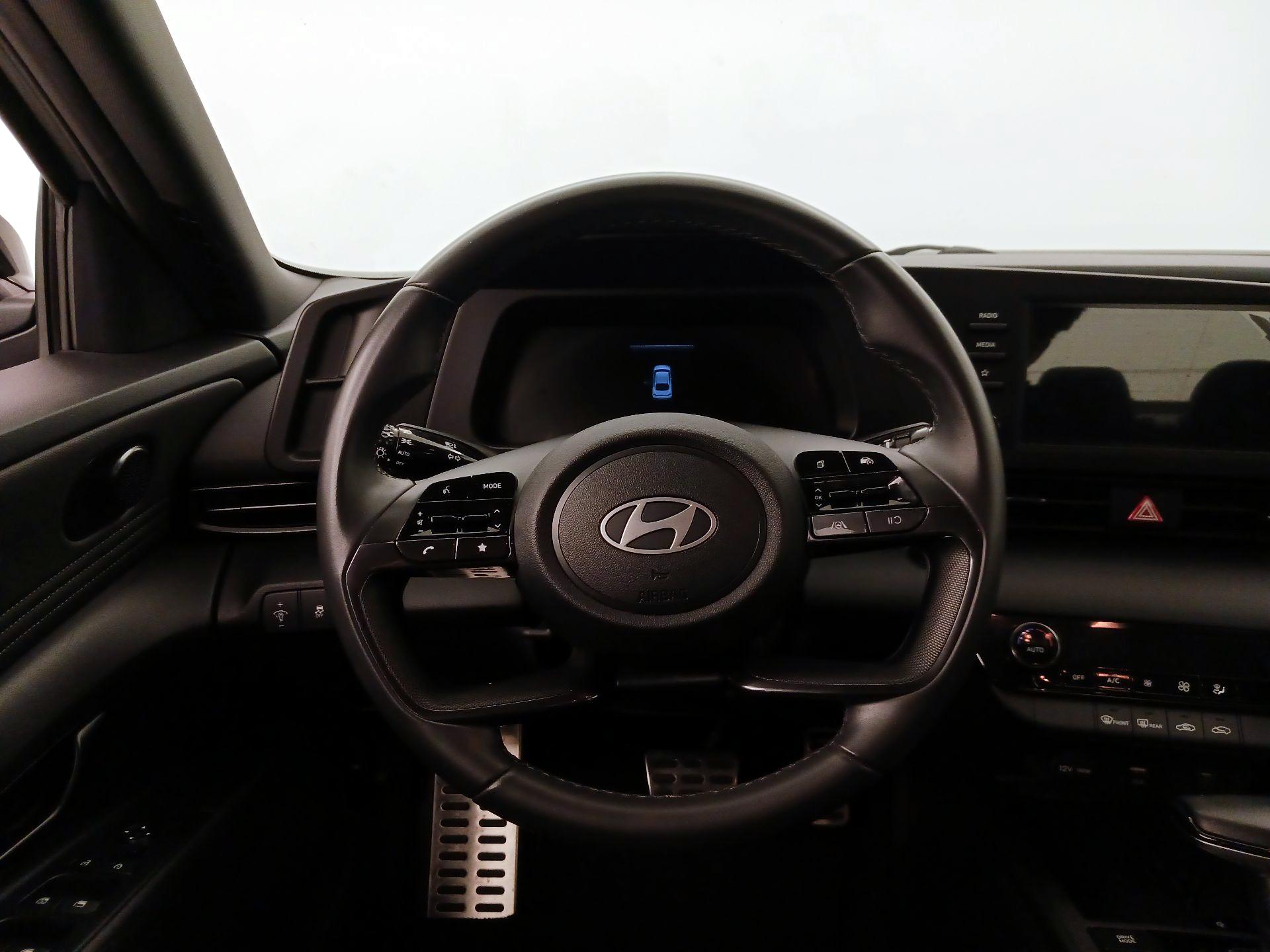 Thumbnail: 2025 Hyundai Elantra - 10