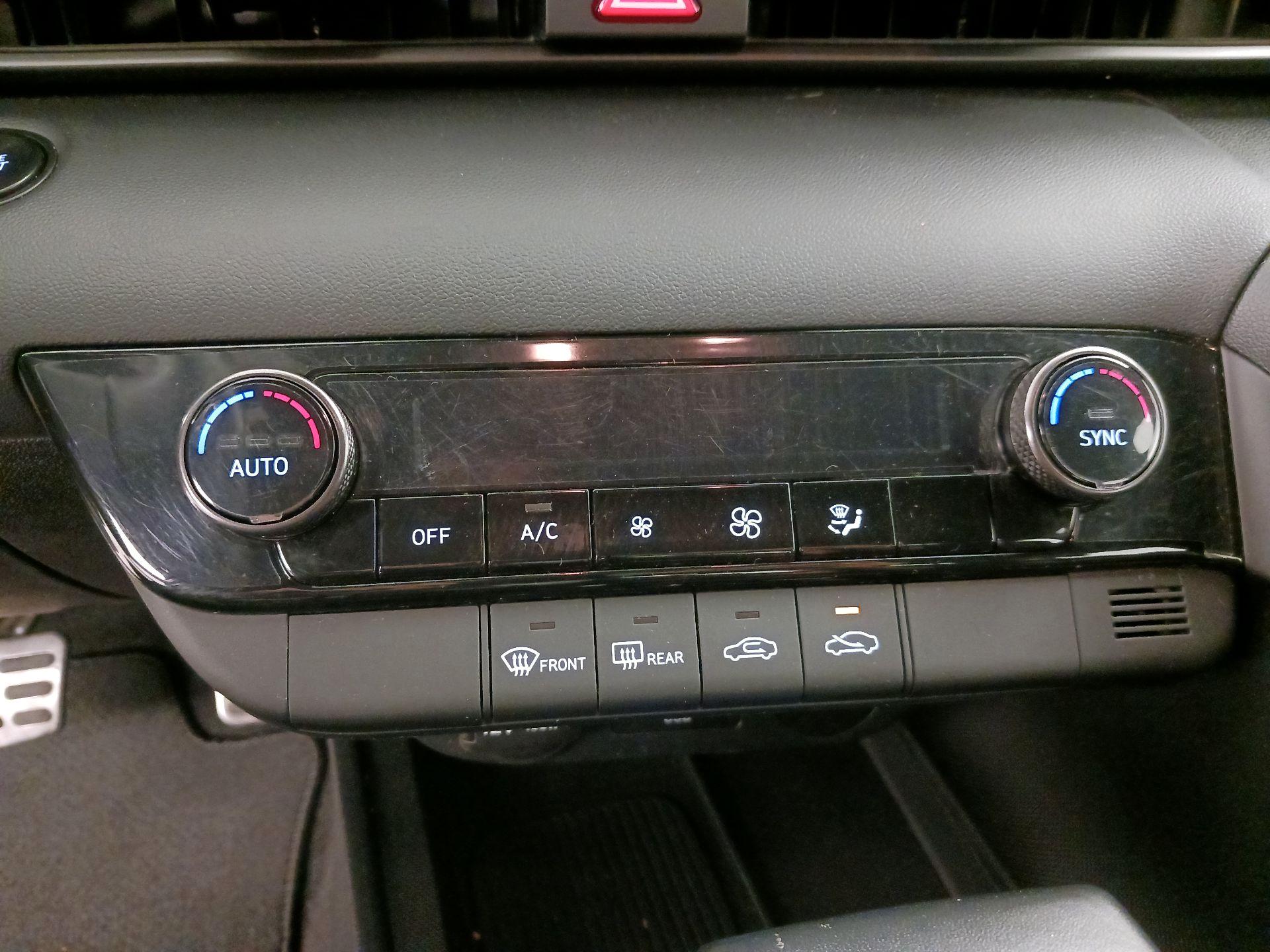 Thumbnail: 2025 Hyundai Elantra - 16