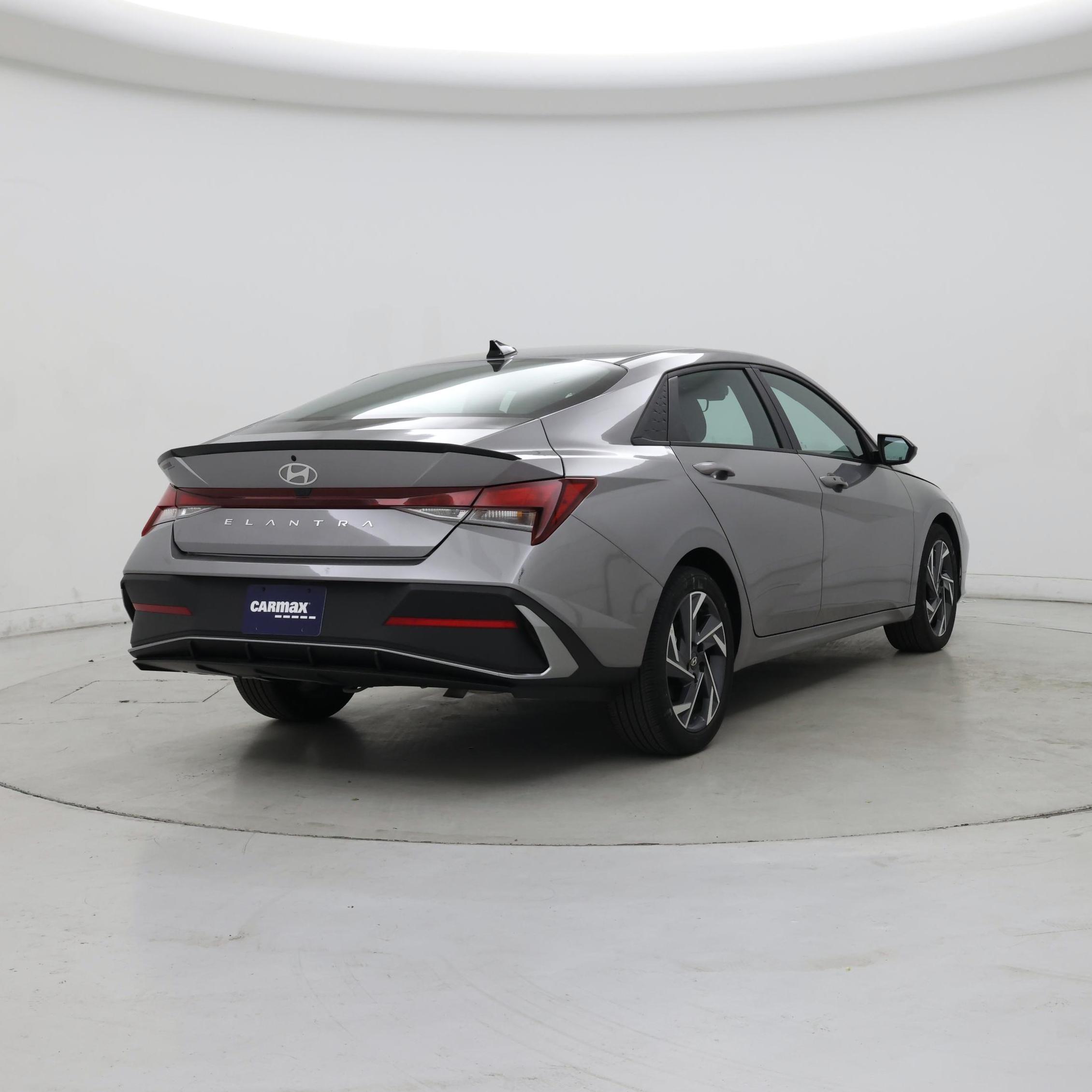 Thumbnail: 2025 Hyundai Elantra - 8