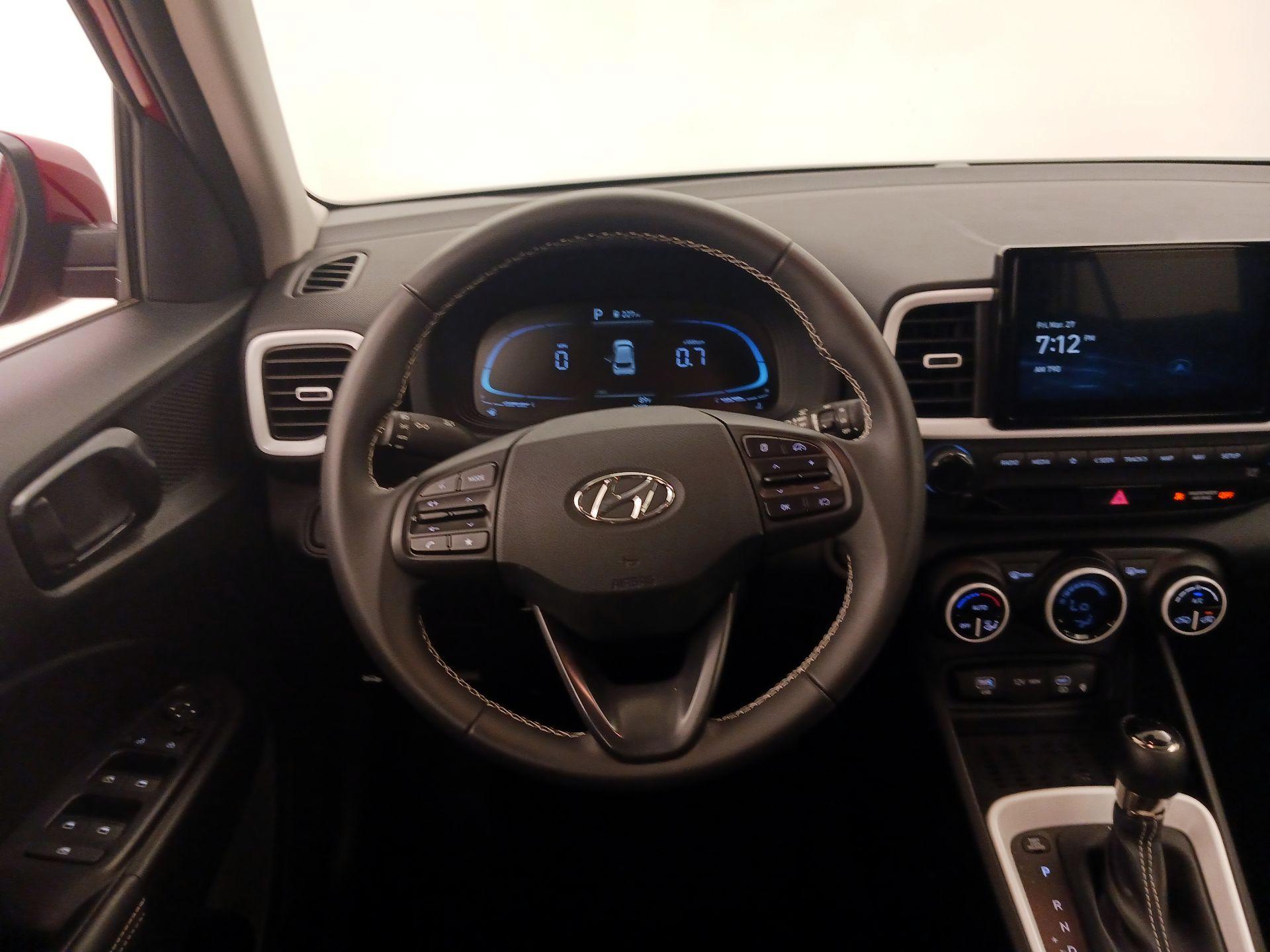 Thumbnail: 2025 Hyundai Venue - 10