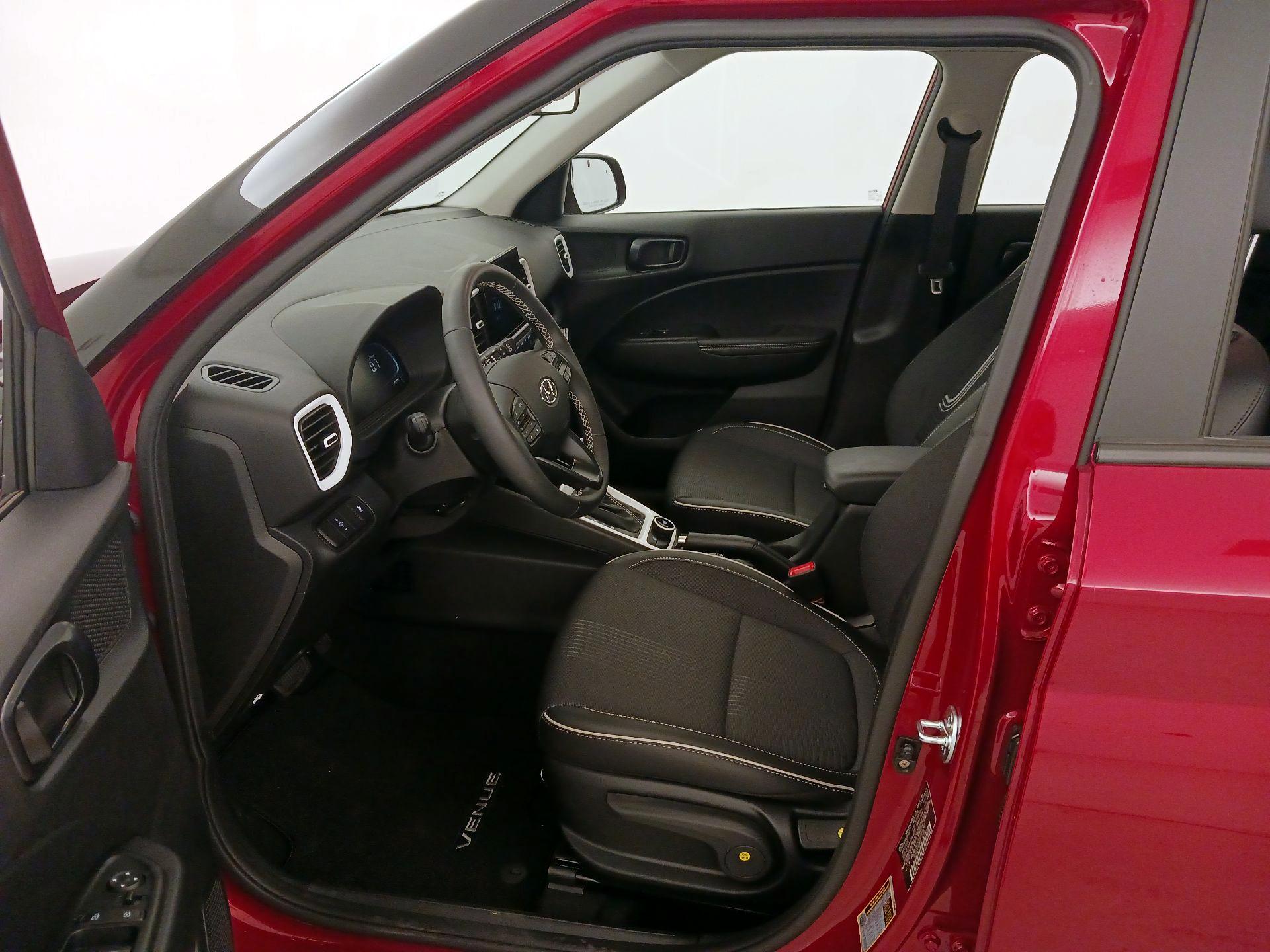 Thumbnail: 2025 Hyundai Venue - 11