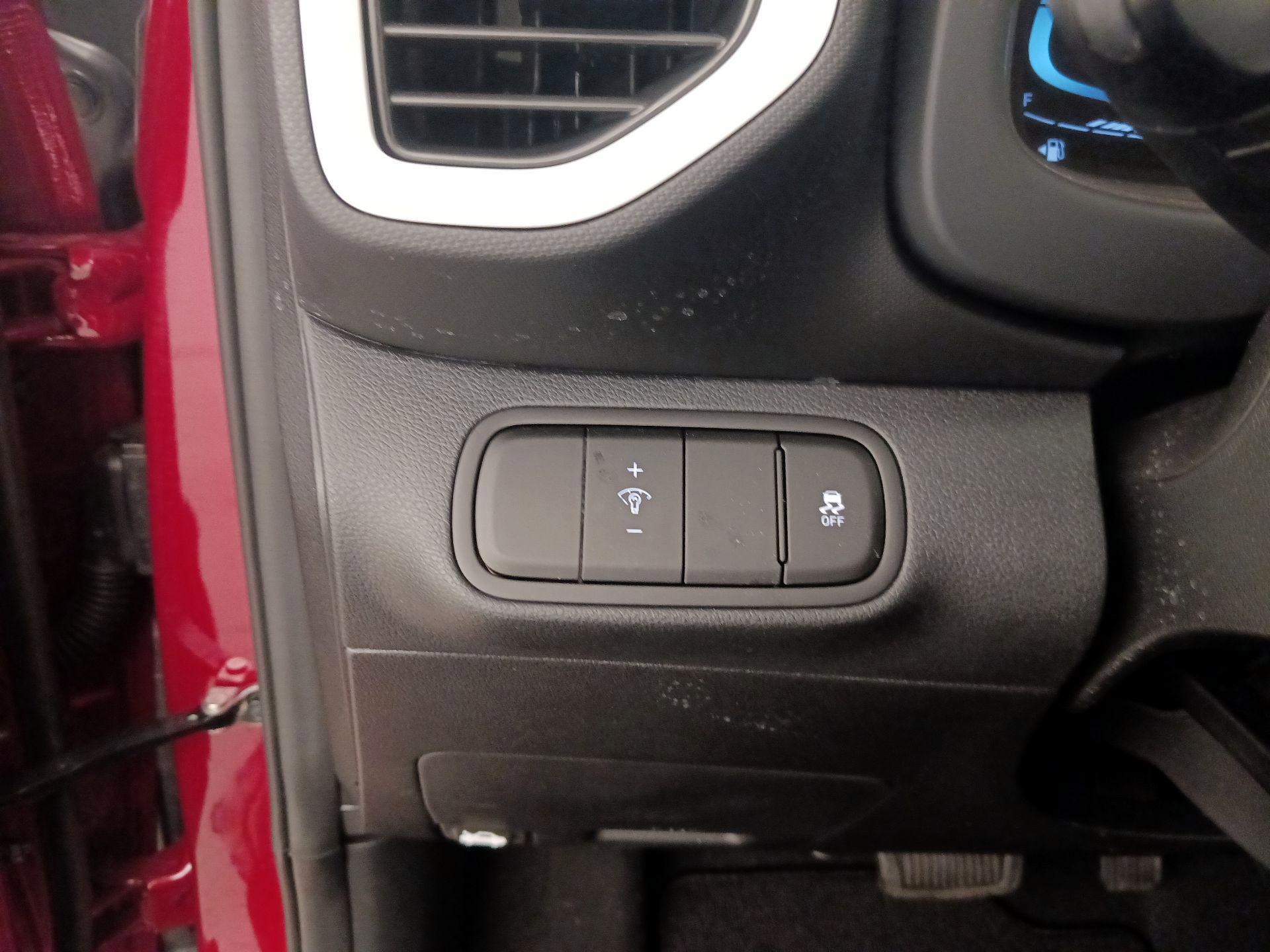 Thumbnail: 2025 Hyundai Venue - 13