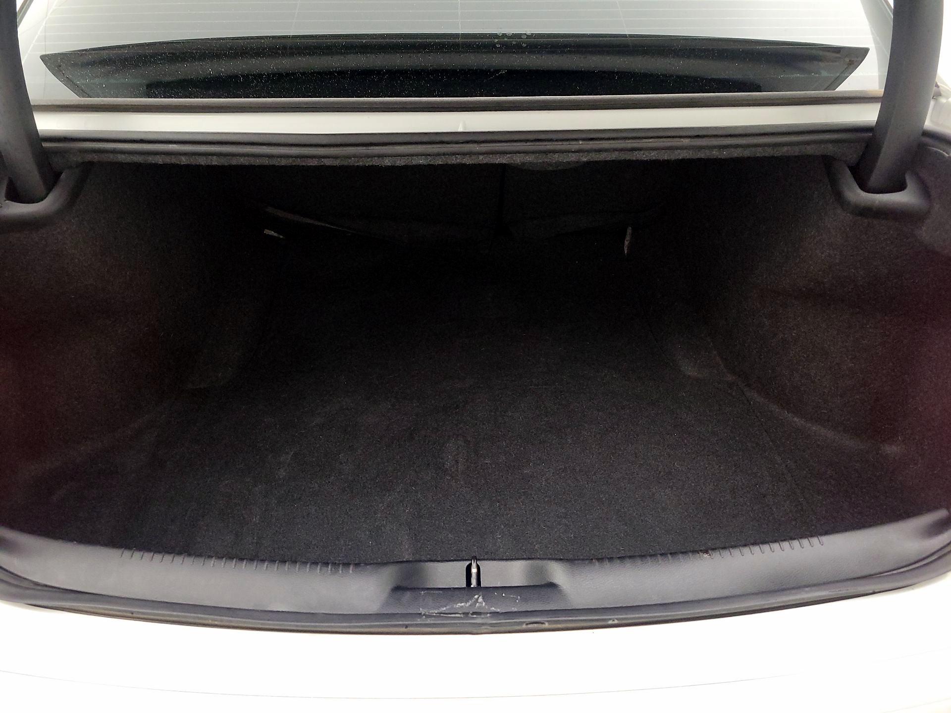 Thumbnail: 2021 Chrysler 300 - 20