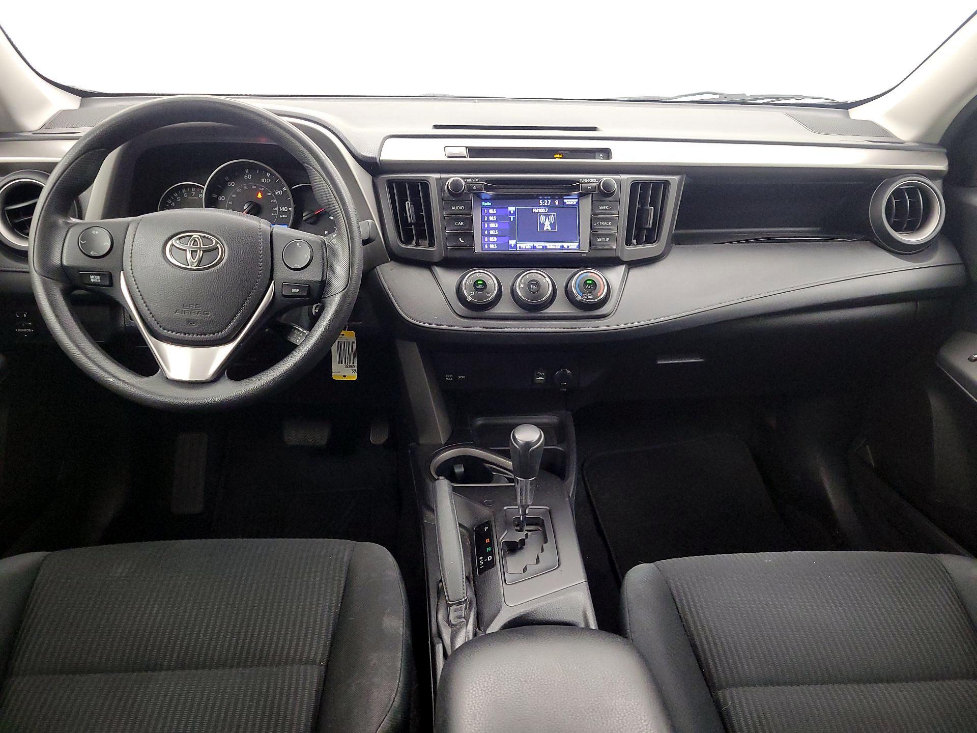 Thumbnail: 2016 Toyota RAV4 - 9
