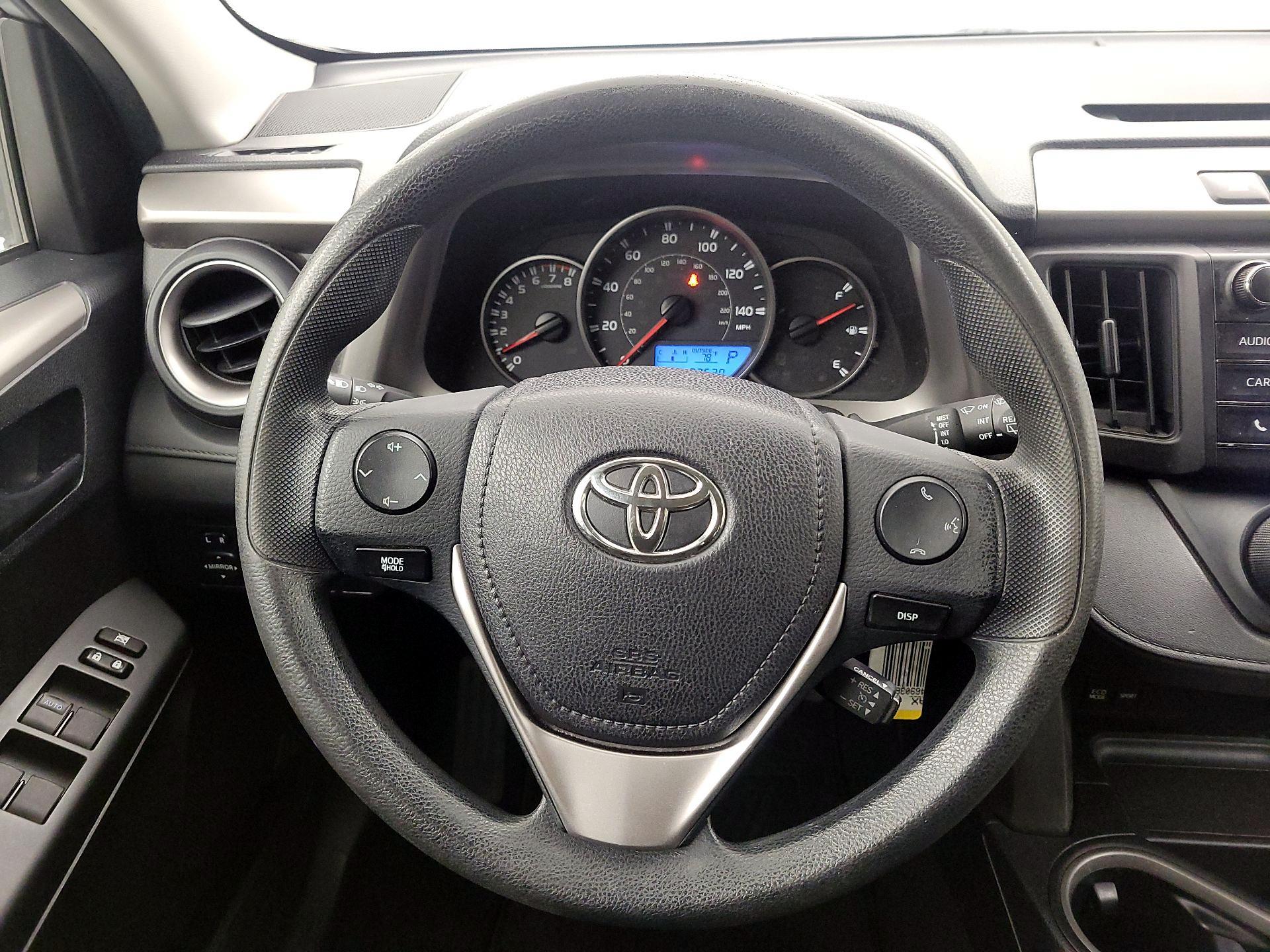 Thumbnail: 2016 Toyota RAV4 - 10