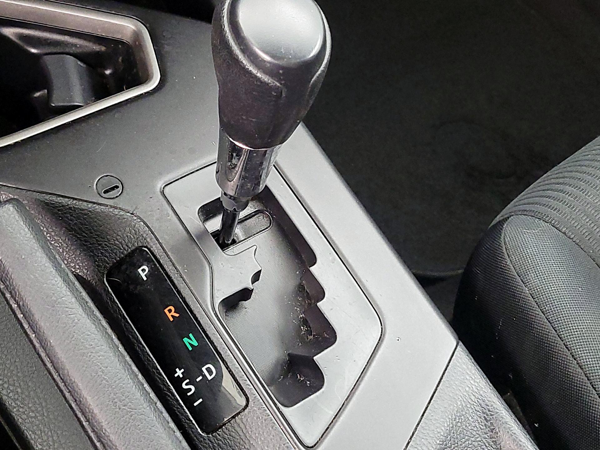 Thumbnail: 2016 Toyota RAV4 - 17