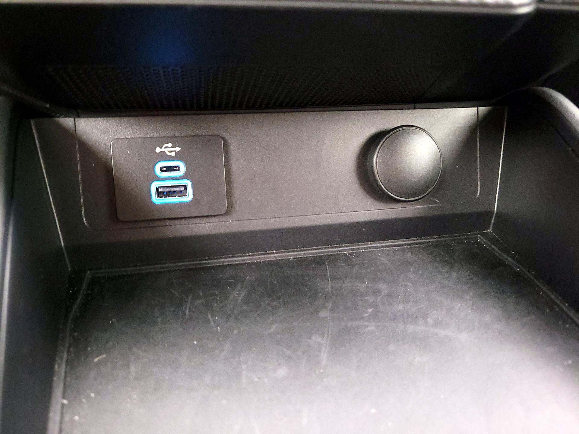 Thumbnail: 2025 Ford Mustang - 18