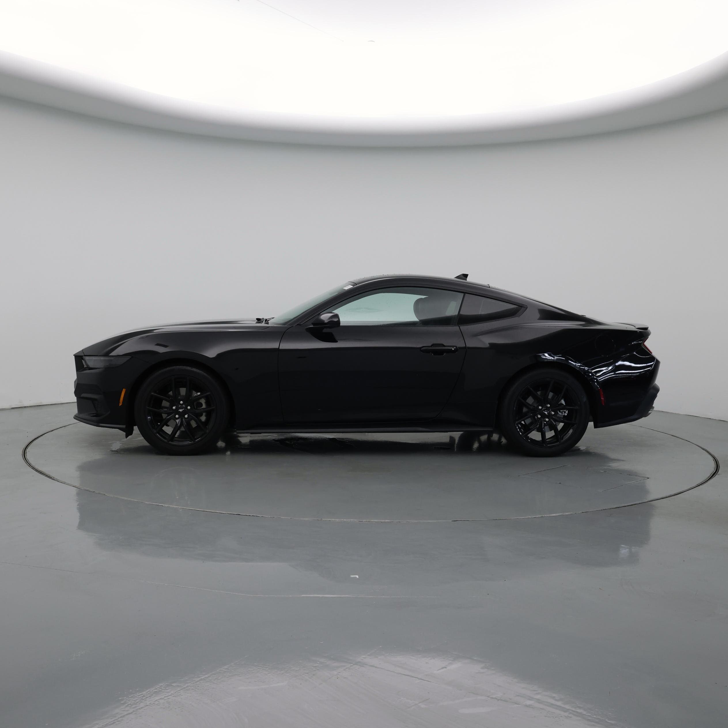 Thumbnail: 2025 Ford Mustang - 3