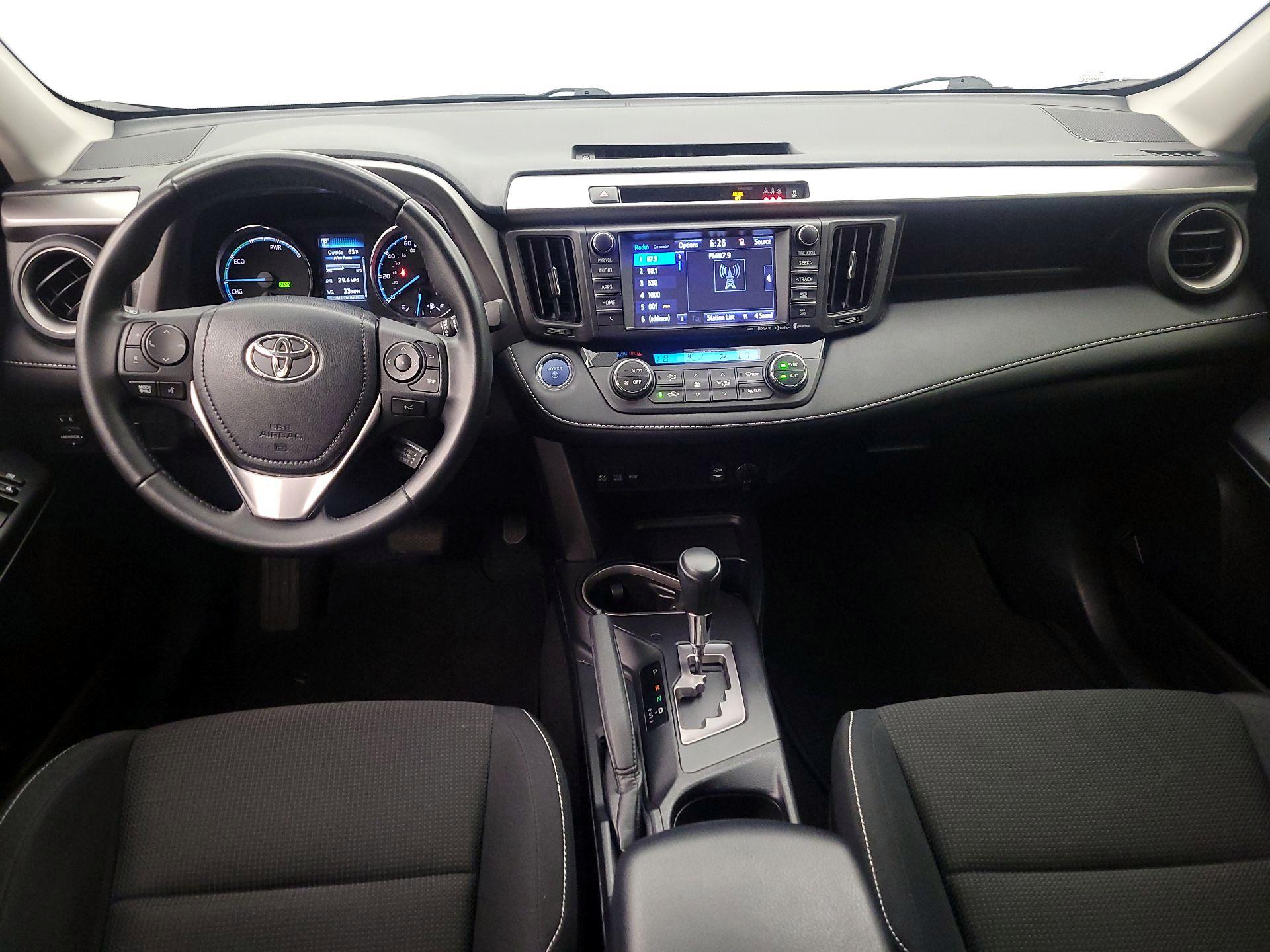 Thumbnail: 2017 Toyota RAV4 - 9