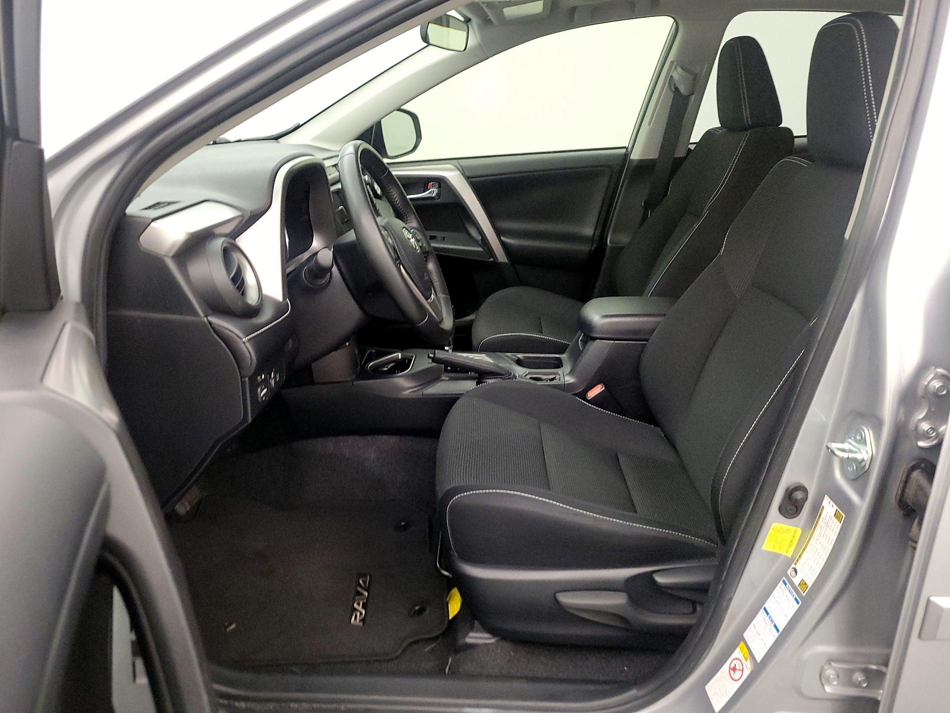 Thumbnail: 2017 Toyota RAV4 - 11