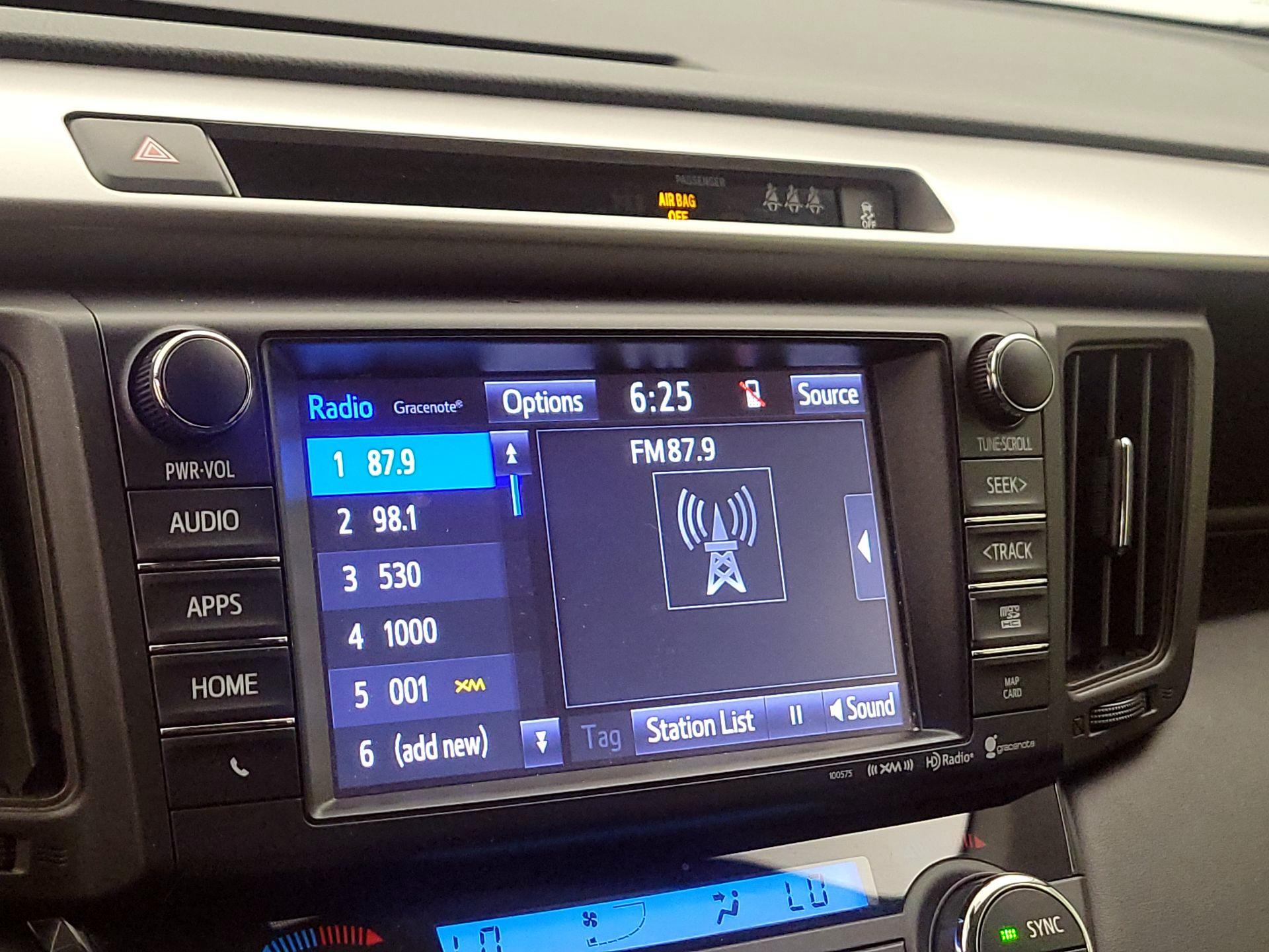 Thumbnail: 2017 Toyota RAV4 - 15