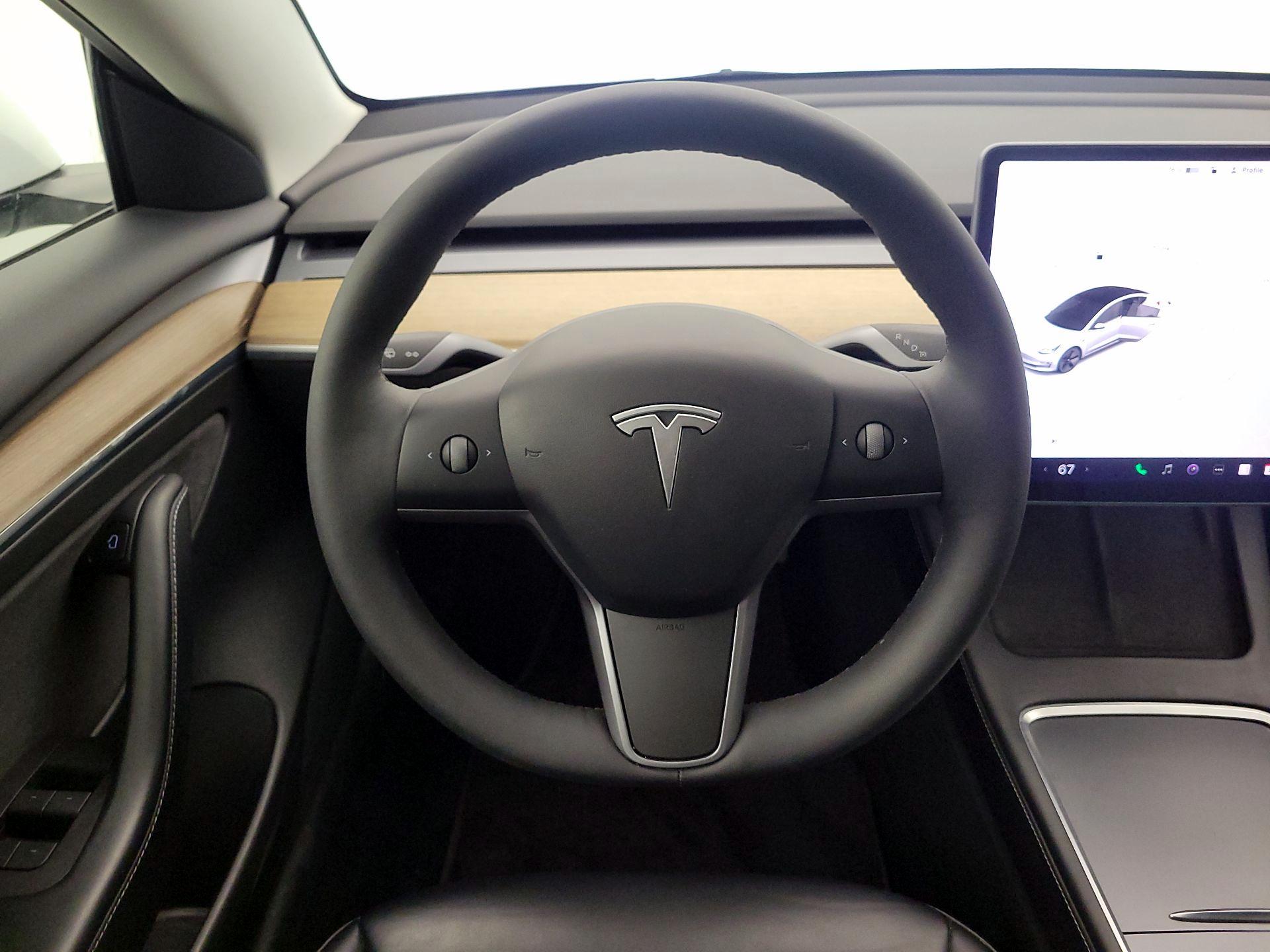 Thumbnail: 2022 Tesla Model 3 - 10