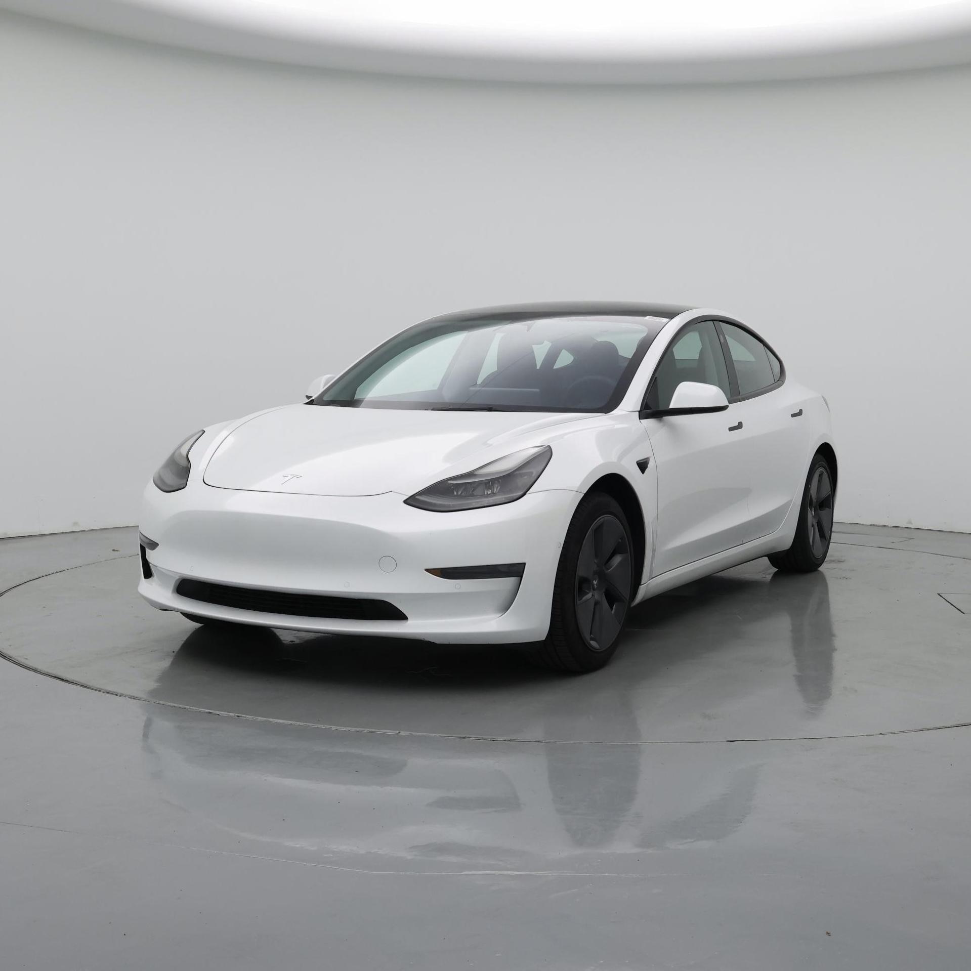 Thumbnail: 2022 Tesla Model 3 - 4