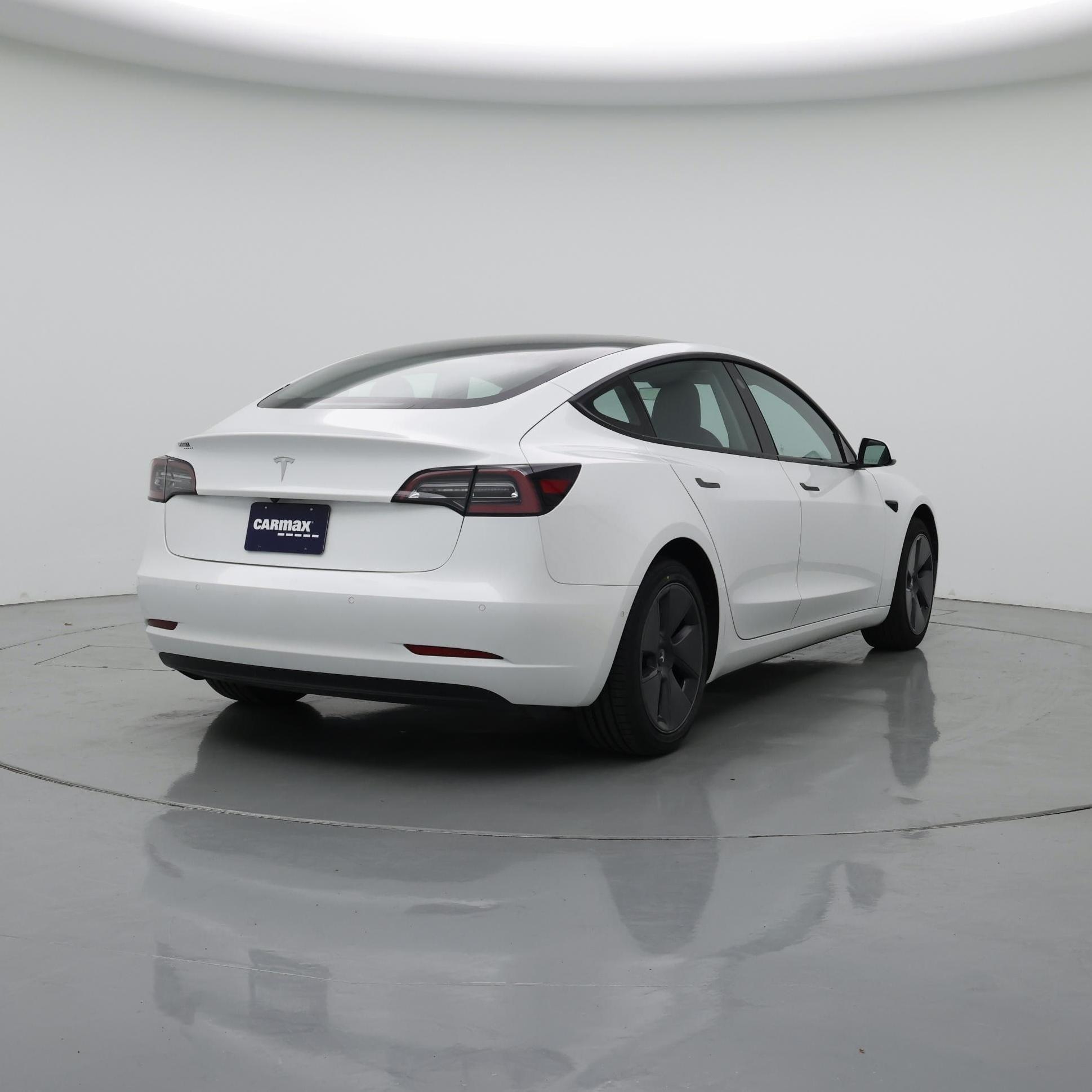 Thumbnail: 2022 Tesla Model 3 - 8