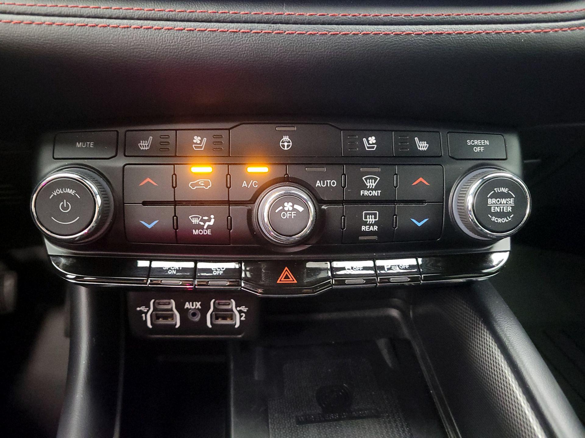 Thumbnail: 2023 Dodge Durango - 17