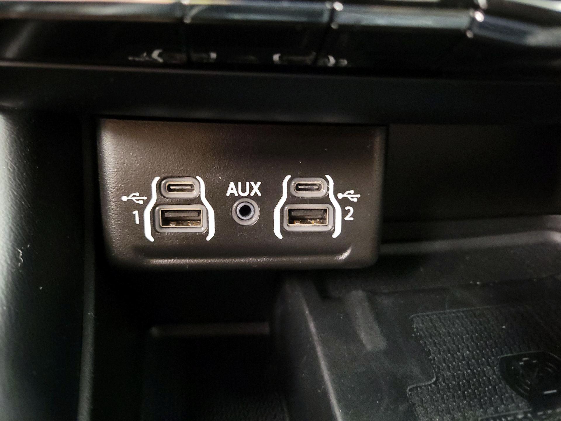 Thumbnail: 2023 Dodge Durango - 19