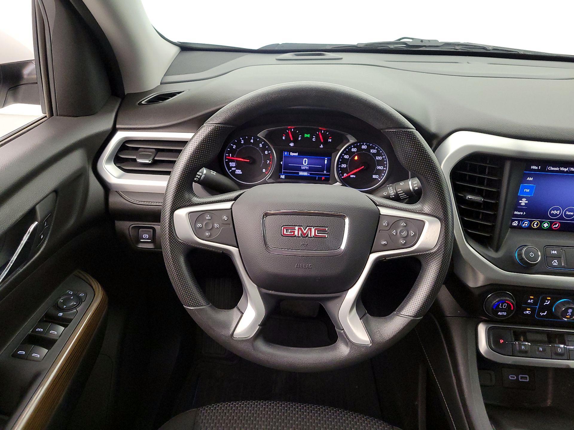 Thumbnail: 2022 GMC Acadia - 10