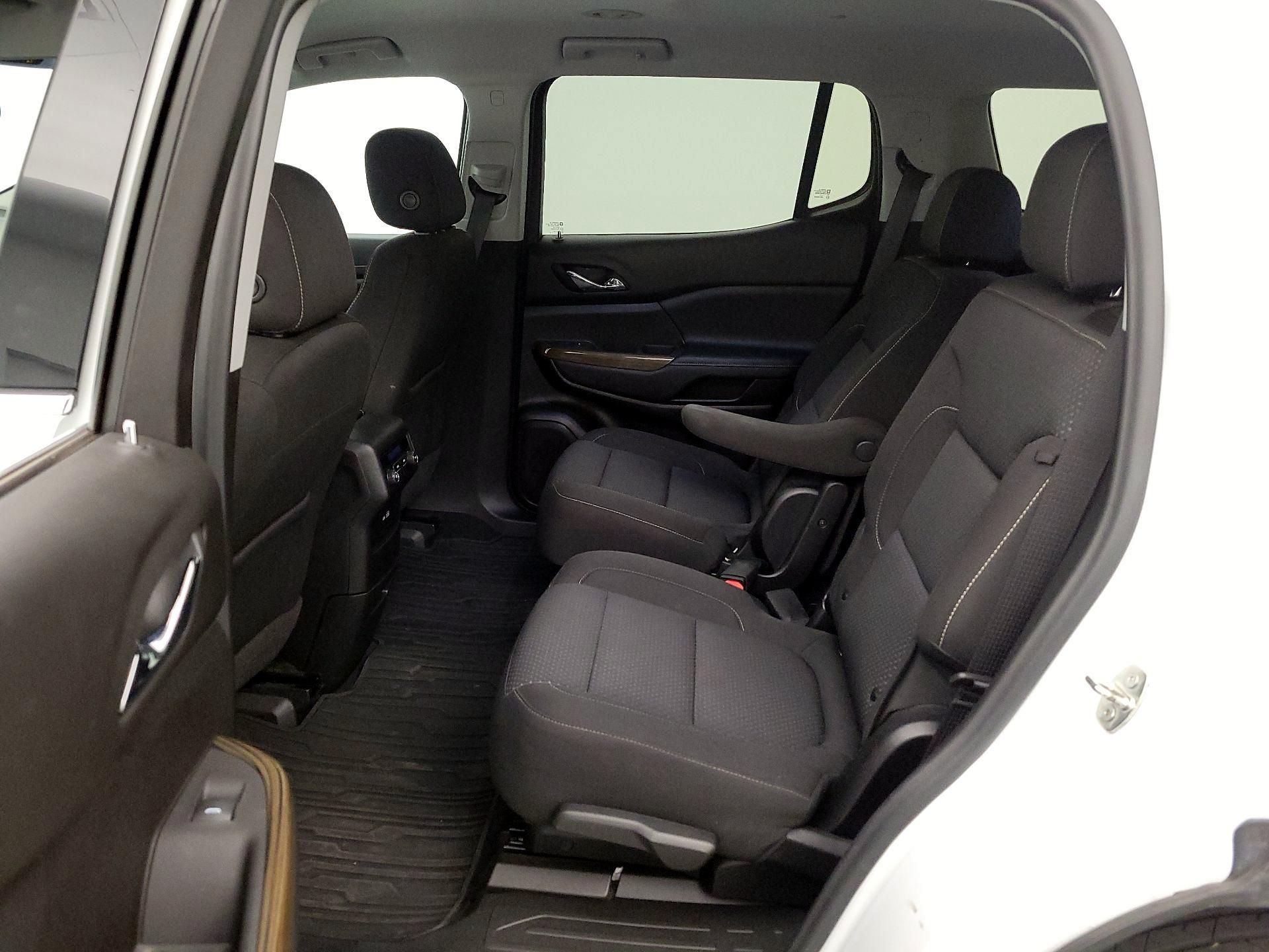 Thumbnail: 2022 GMC Acadia - 19