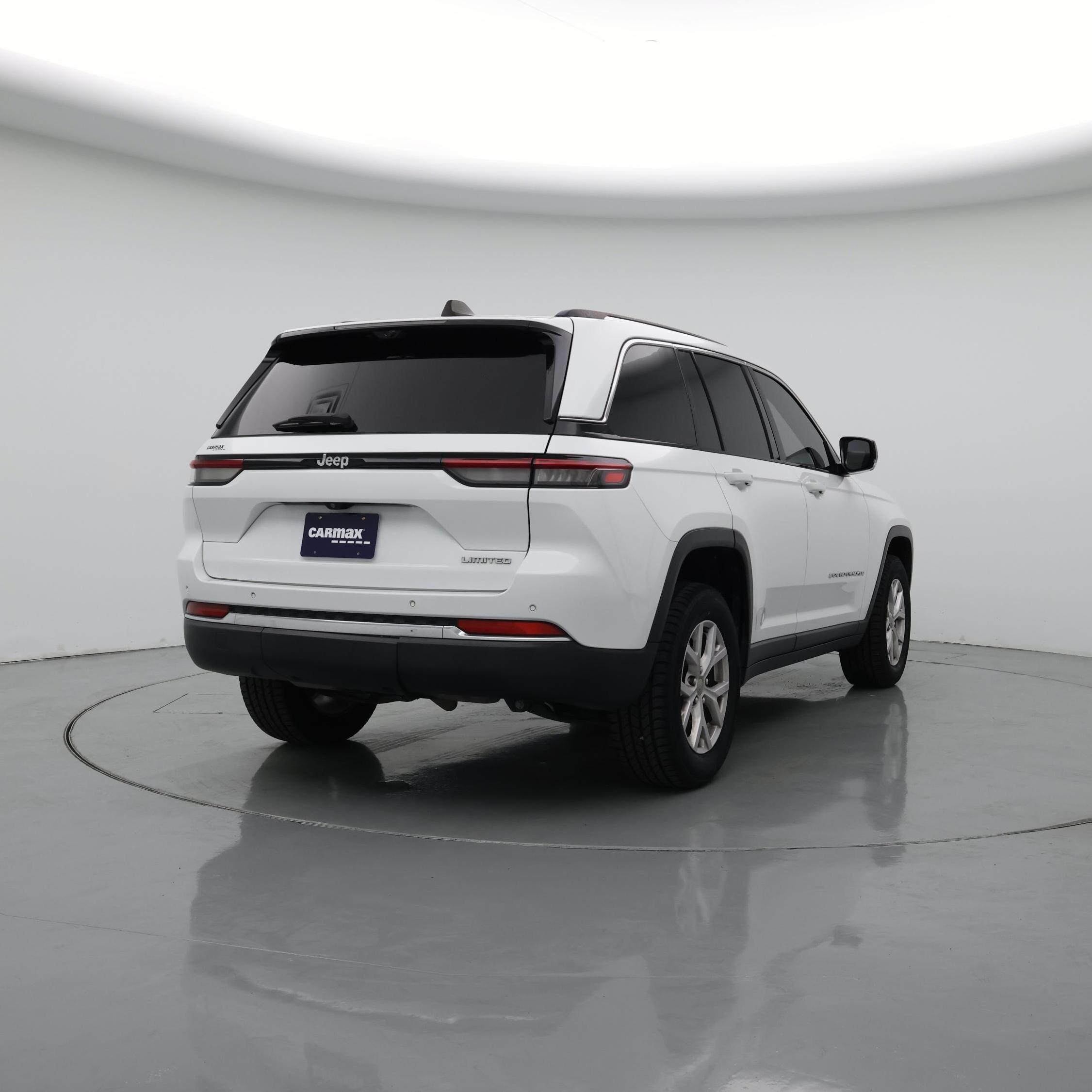 Thumbnail: 2022 Jeep Grand Cherokee - 8