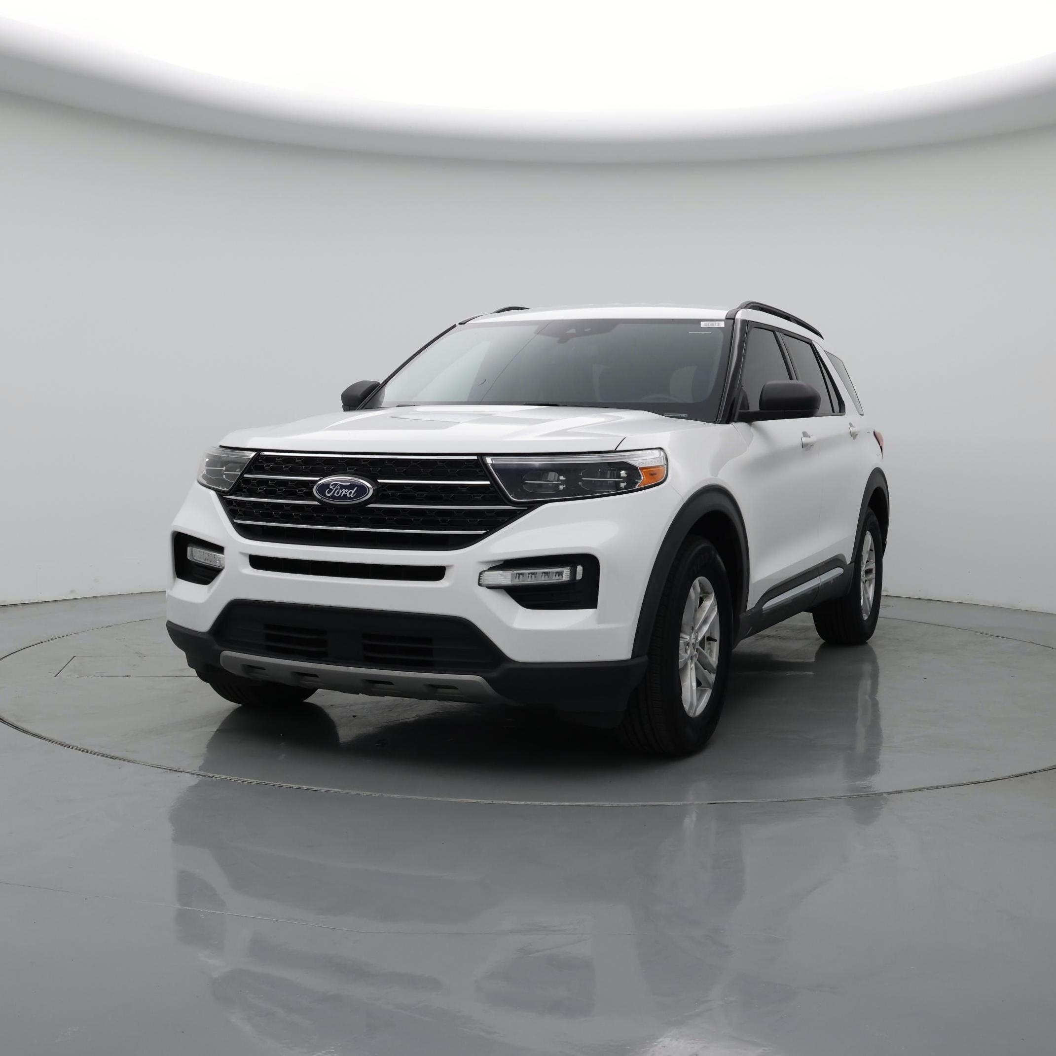 Thumbnail: 2020 Ford Explorer - 4