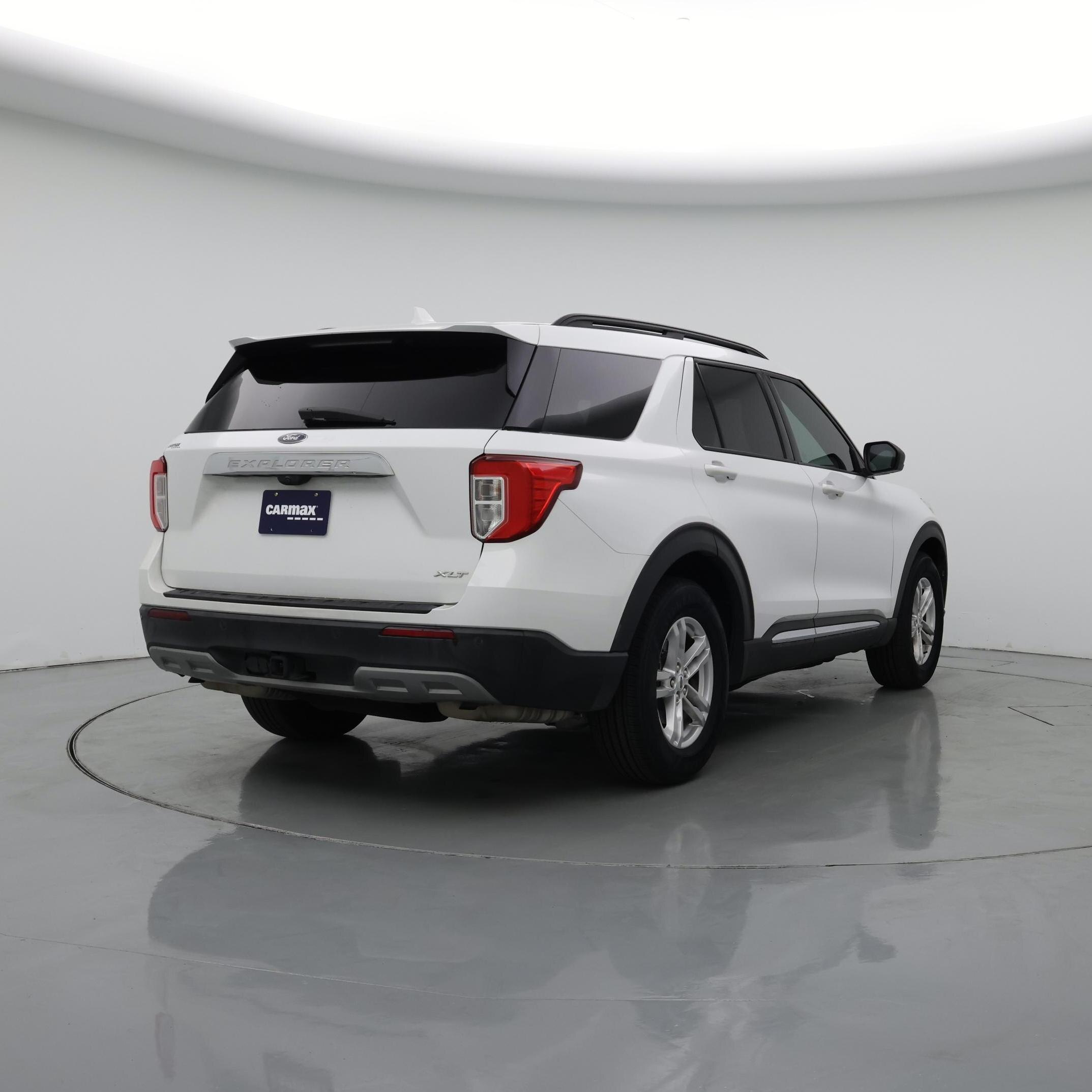 Thumbnail: 2020 Ford Explorer - 8