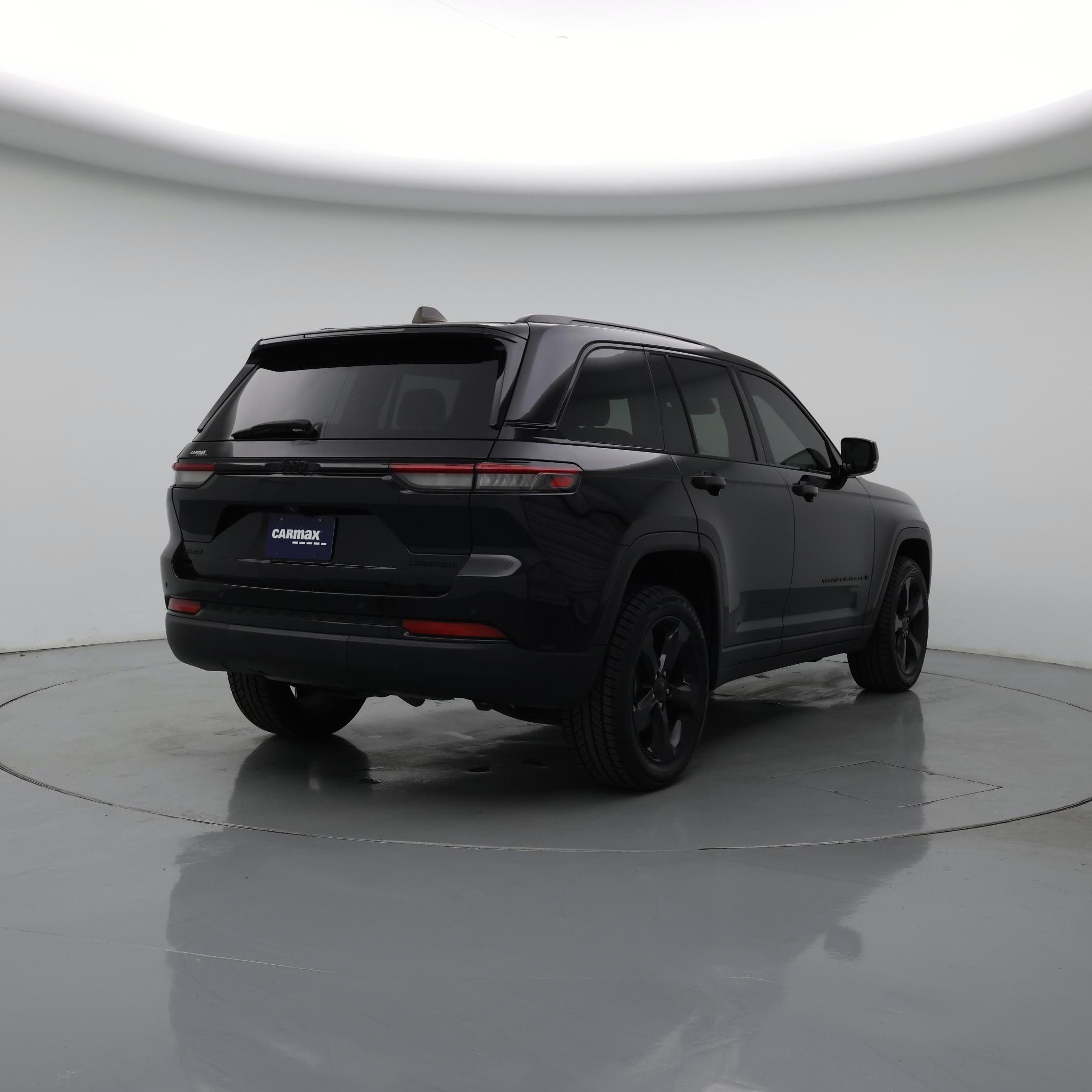 Thumbnail: 2023 Jeep Grand Cherokee - 8